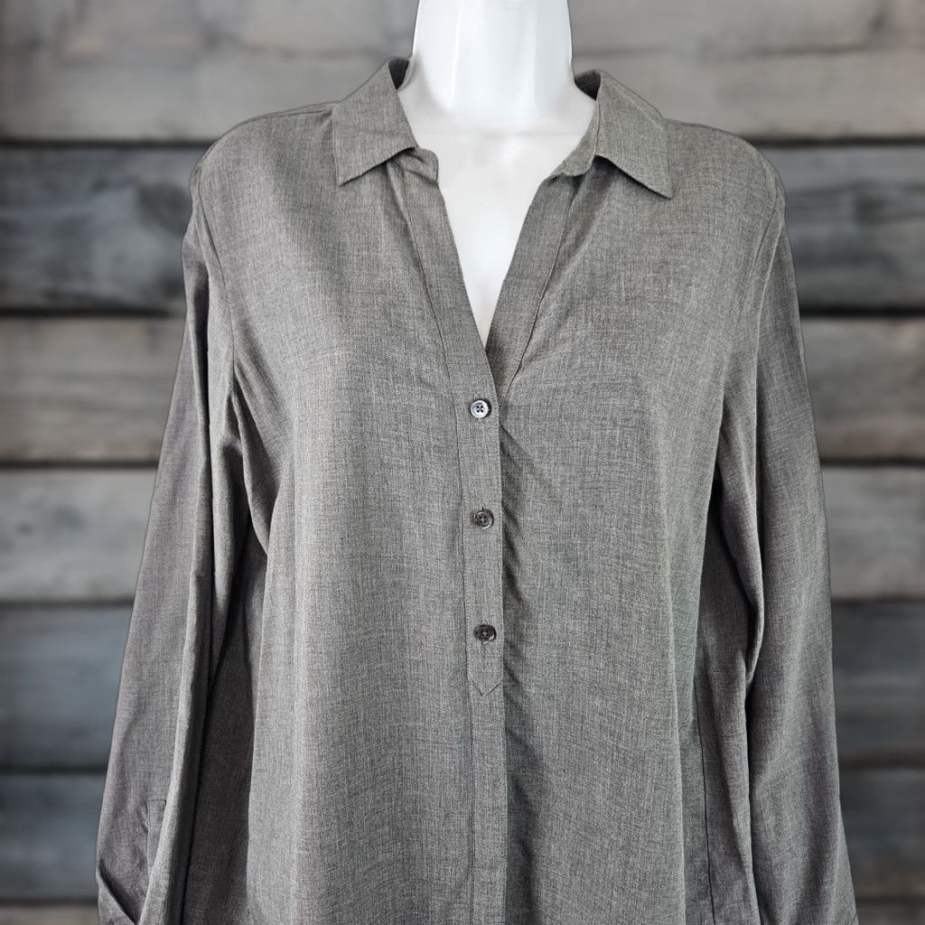 J. Jill J. Jill Button-Up Top Womens Small Gray Rayon Long Sleeve Shirt Size S / US 4 / IT 40 - 1 Thumbnail