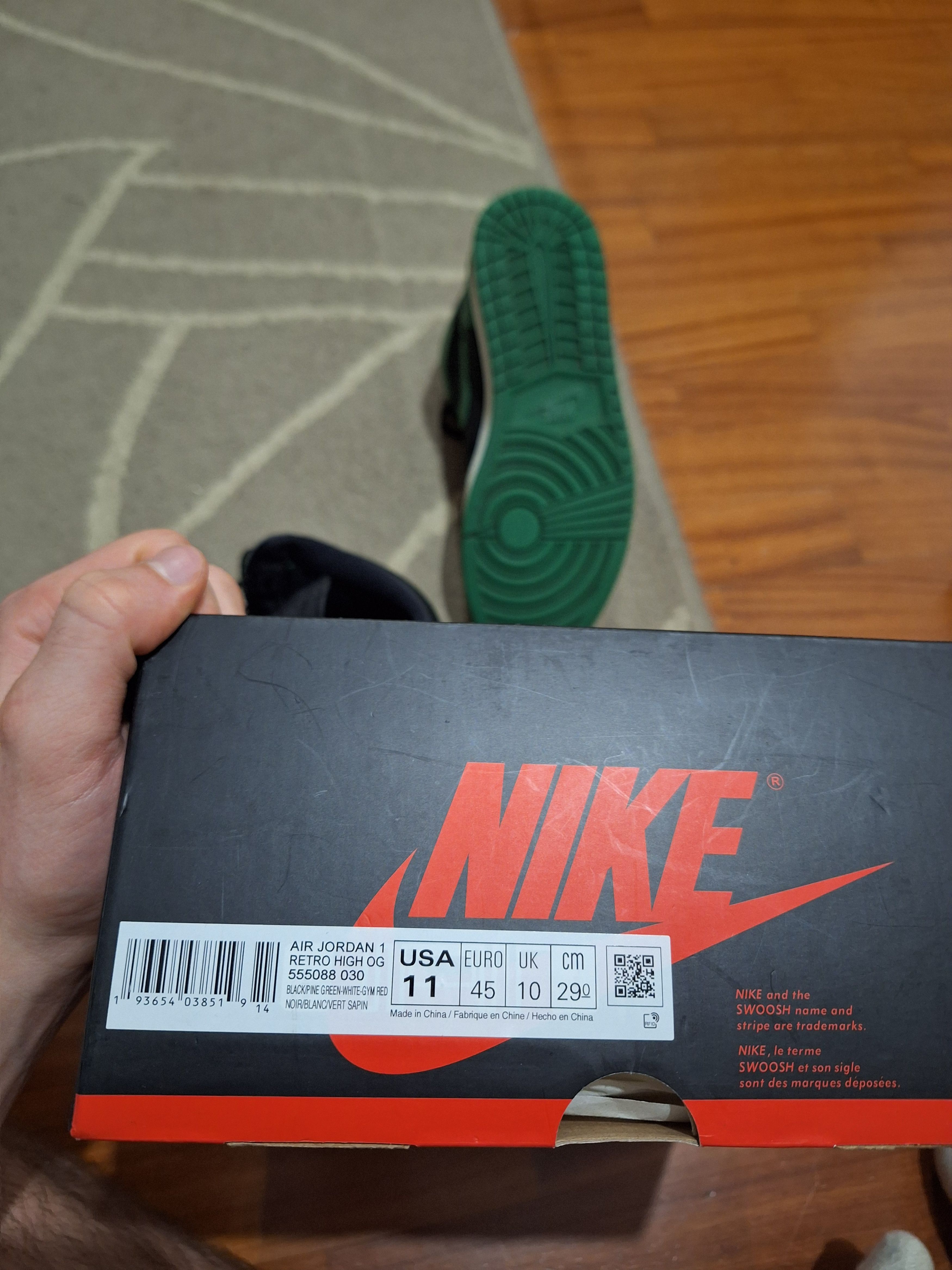 Jordan Brand Air Jordan 1 High Pine Green Size US 11 / EU 44 - 11 Thumbnail