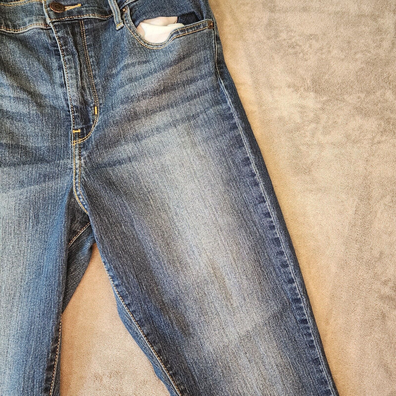 Levi's Levi's Women's 724 High-Rise Street Jeans Size 32x28 Size 32" / US 10 / IT 46 - 10 Thumbnail