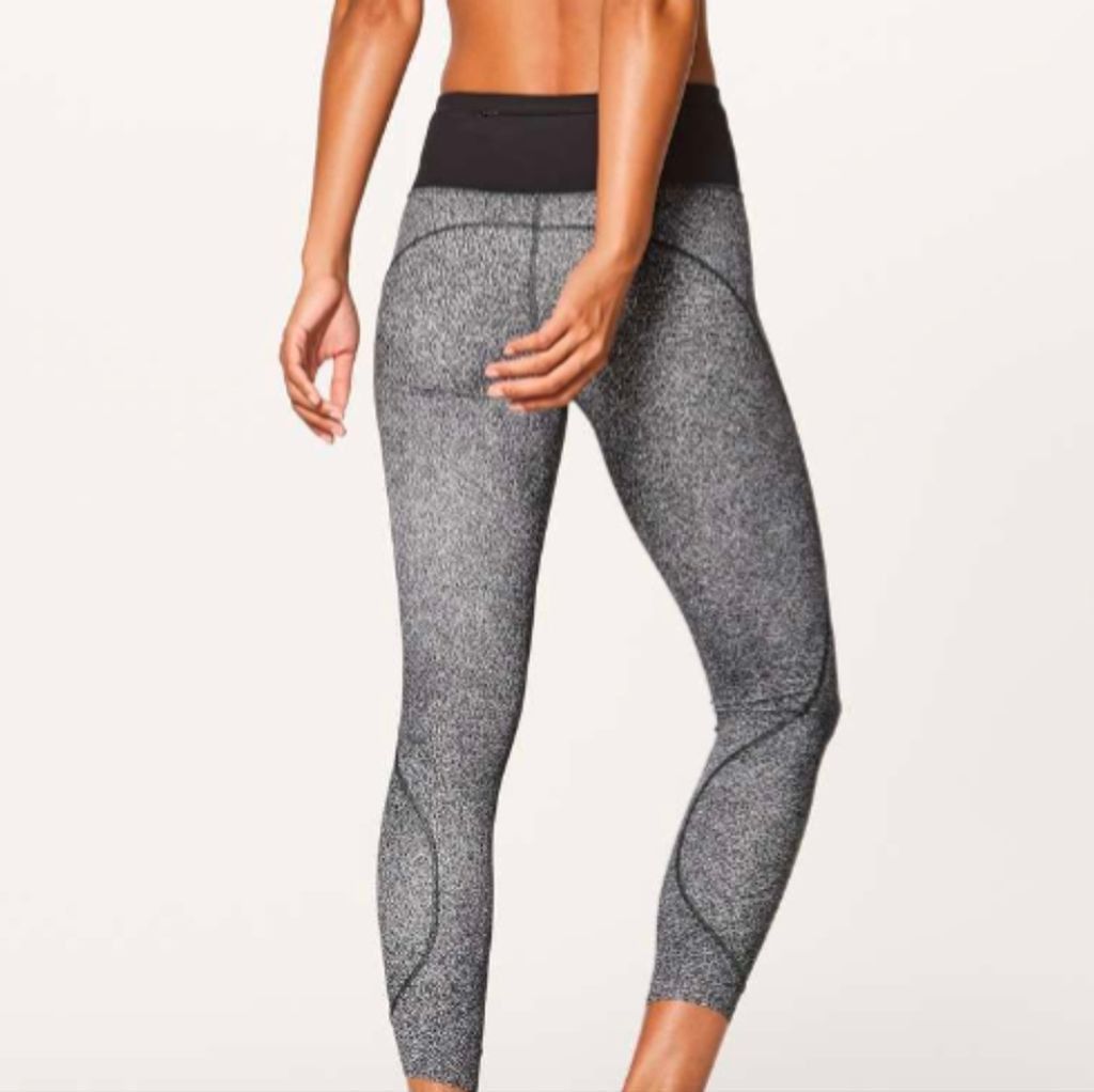 Lululemon Lululemon run the day 7/8 tight fractal starlight black sz 4 Size 27" / US 4 / IT 40 - 8 Thumbnail
