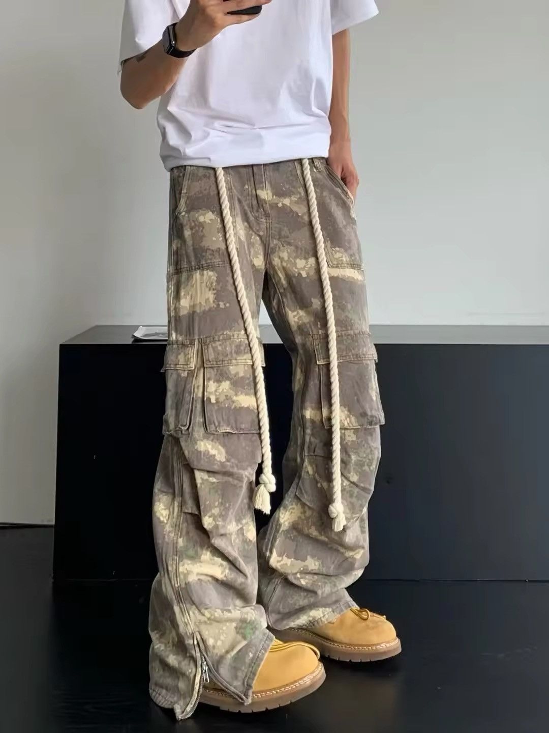 Vintage Camouflage Design Drawstring Casual Pants
