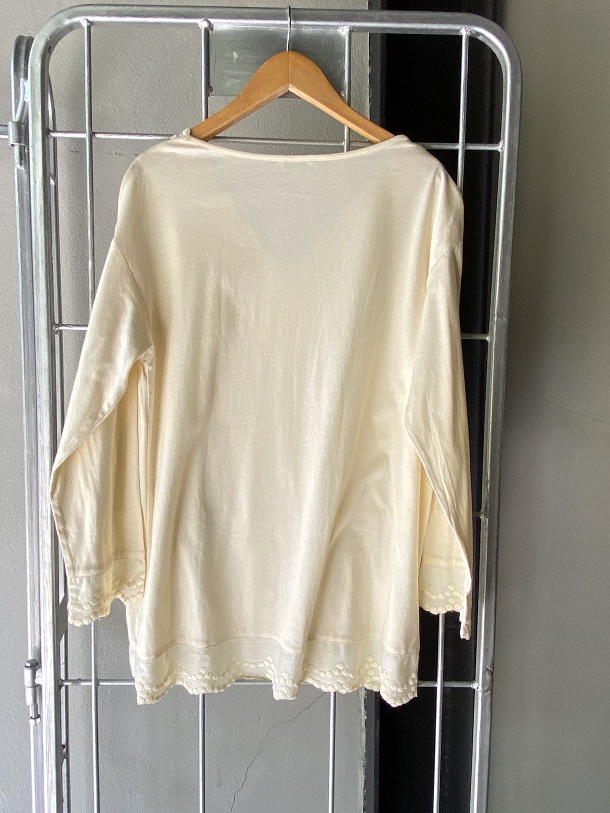 Dior Christian Dior Yellow Lace-Trim V-Neck Blouse Size M / US 6-8 / IT 42-44 - 2 Thumbnail