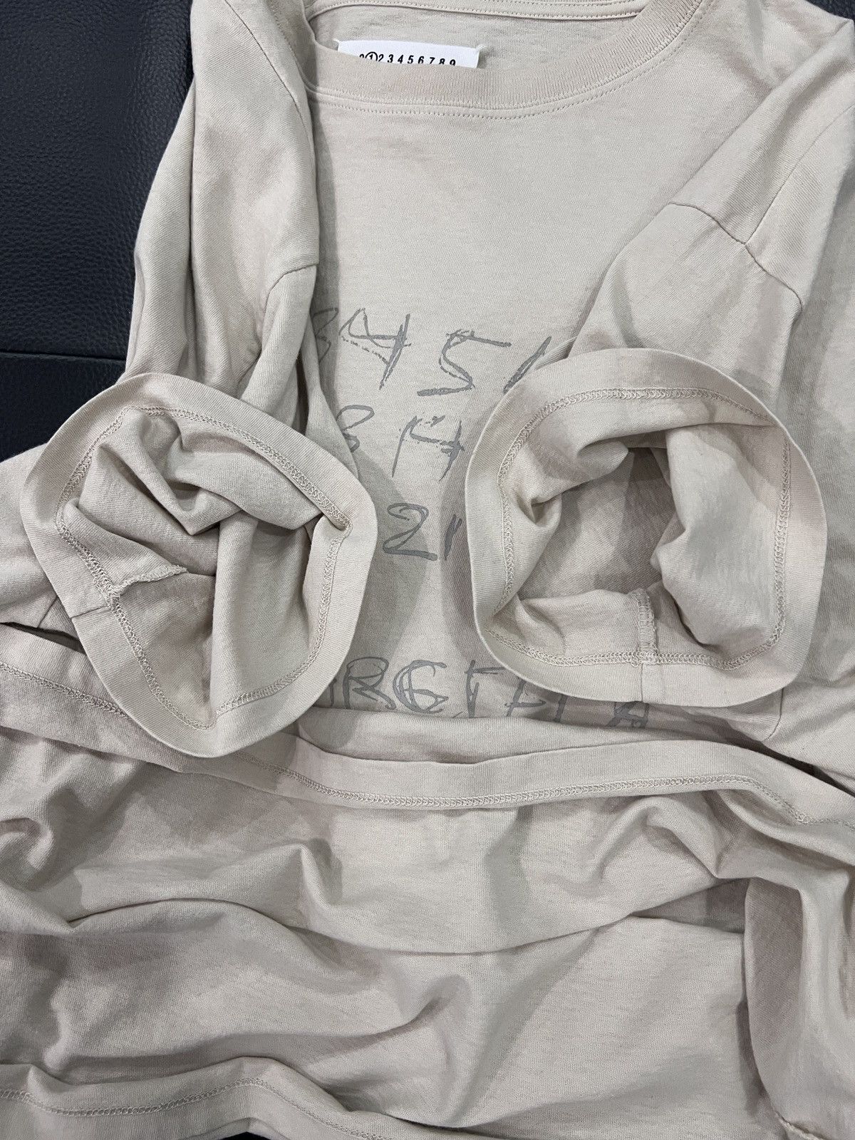 Maison Margiela Maison Margiela SS26 Graffiti Logo T-Shirt Size US XL / EU 56 / 4 - 6 Thumbnail