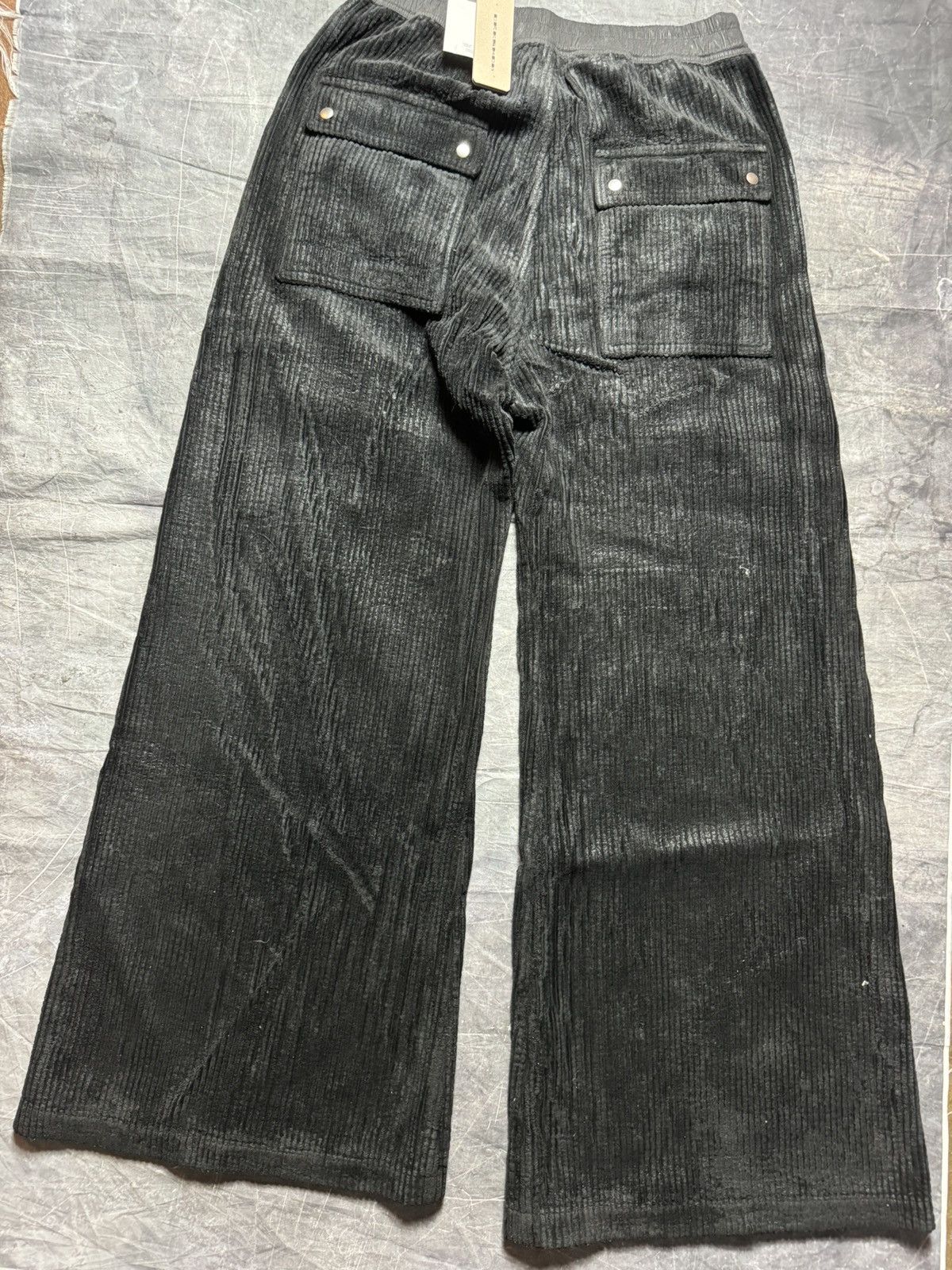 Rick Owens Rick Owens Drkshdw Geth Corduroy Cargo Bella Pants in Black Size US 34 / EU 50 - 2 Thumbnail