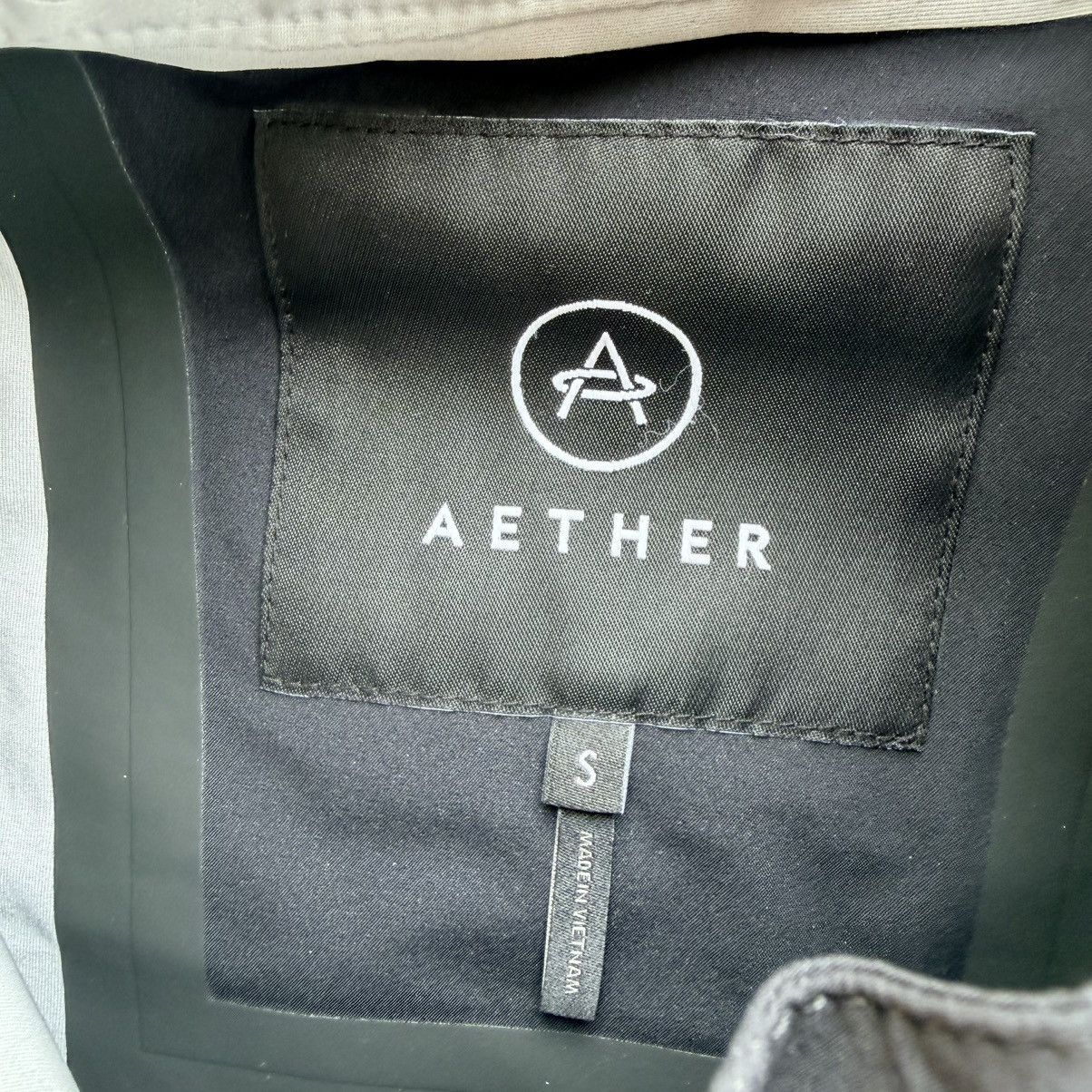 Aether Apparel Aether Rain Jacket Men Size Small Zip Up Tech Utility Size US S / EU 44-46 / 1 - 7 Thumbnail