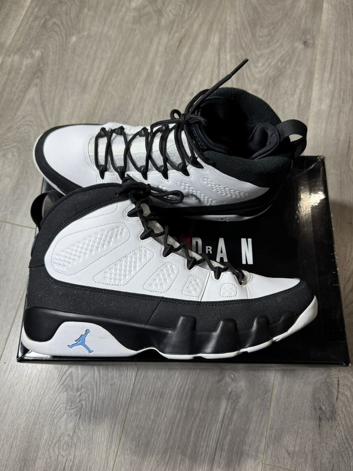 Nike Air Jordan 9 Retro University Blue IX - No OG insoles