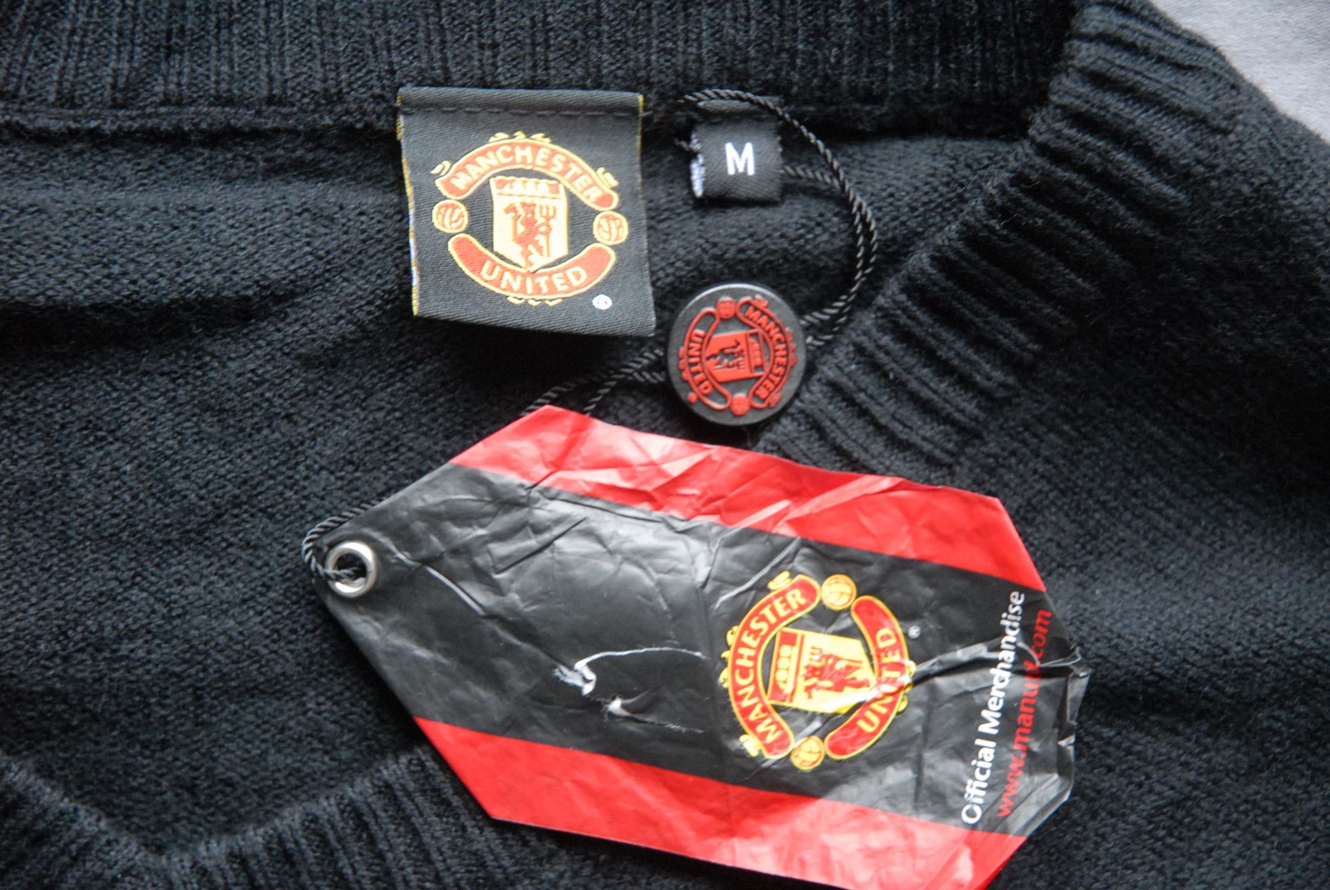 Other Official Manchester United football sweater Size US M / EU 48-50 / 2 - 4 Thumbnail