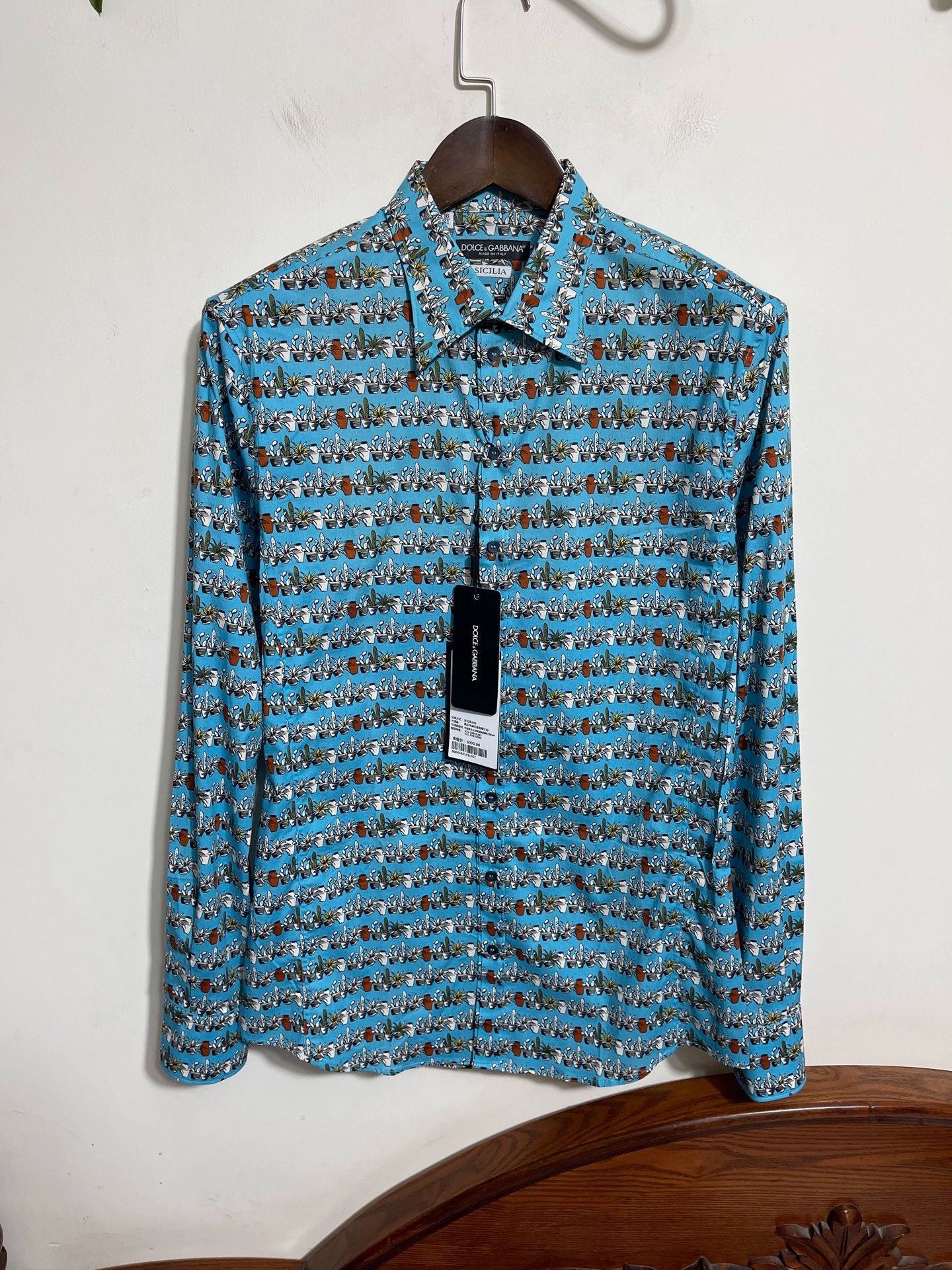 Dolce & Gabbana DG Slim Fit Long Sleeve Shirt 41 New With Tags Size US L / EU 52-54 / 3 - 1 Thumbnail