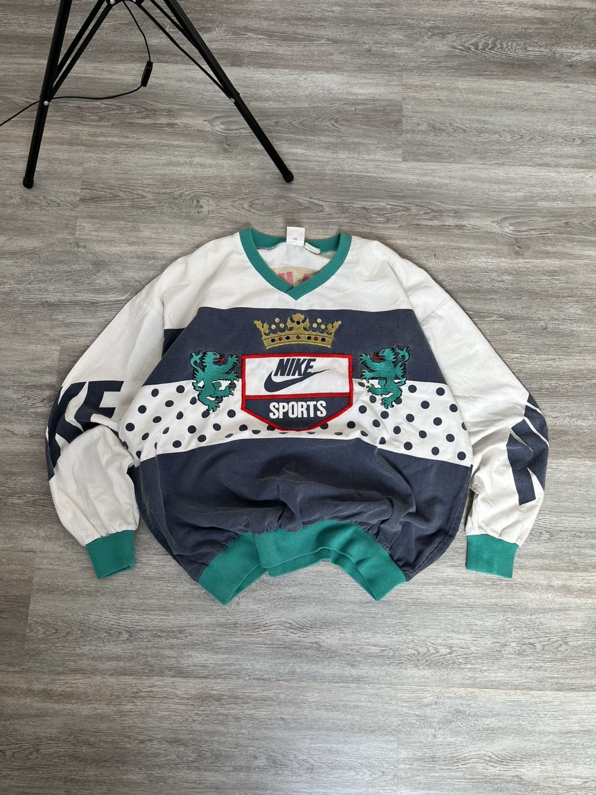 Nike × Vintage vintage 80’ crewneck sweatshirt nike sports Size US L / EU 52-54 / 3 - 1 Thumbnail