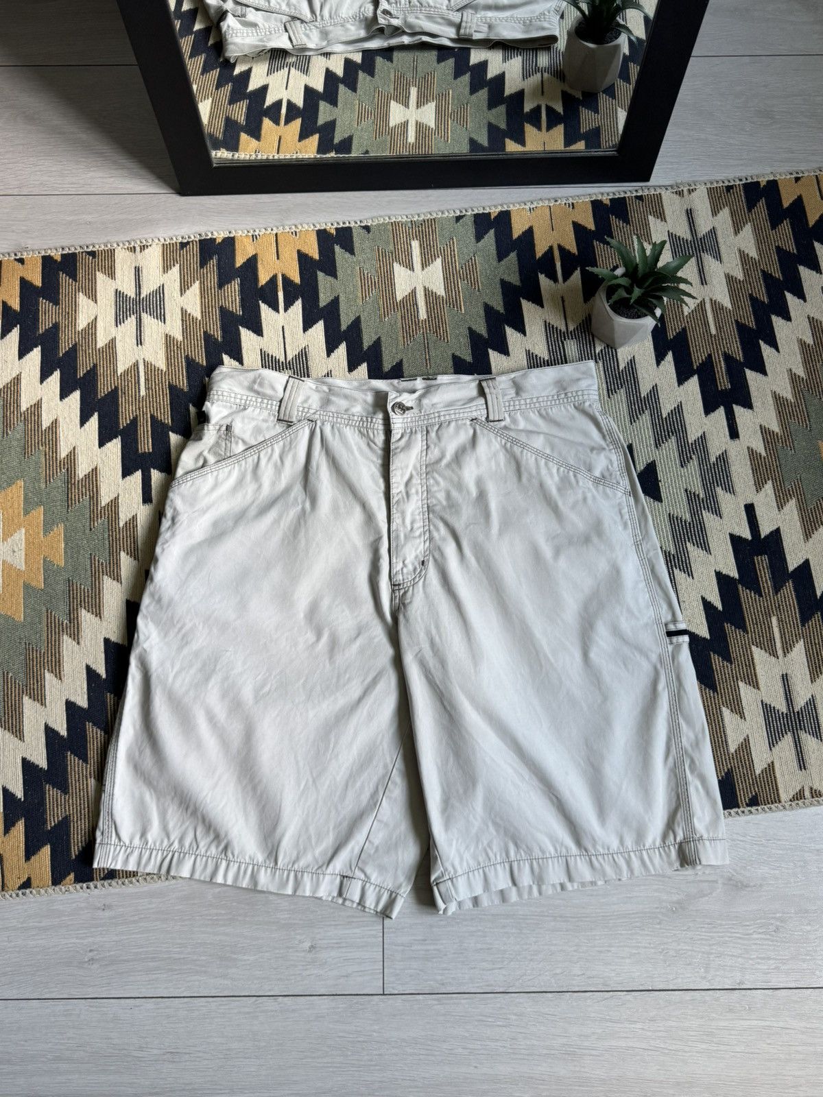Nike ACG Vintage 90’s Nike ACG Cargo Pocket Shorts Size US 36 / EU 52 - 1 Thumbnail