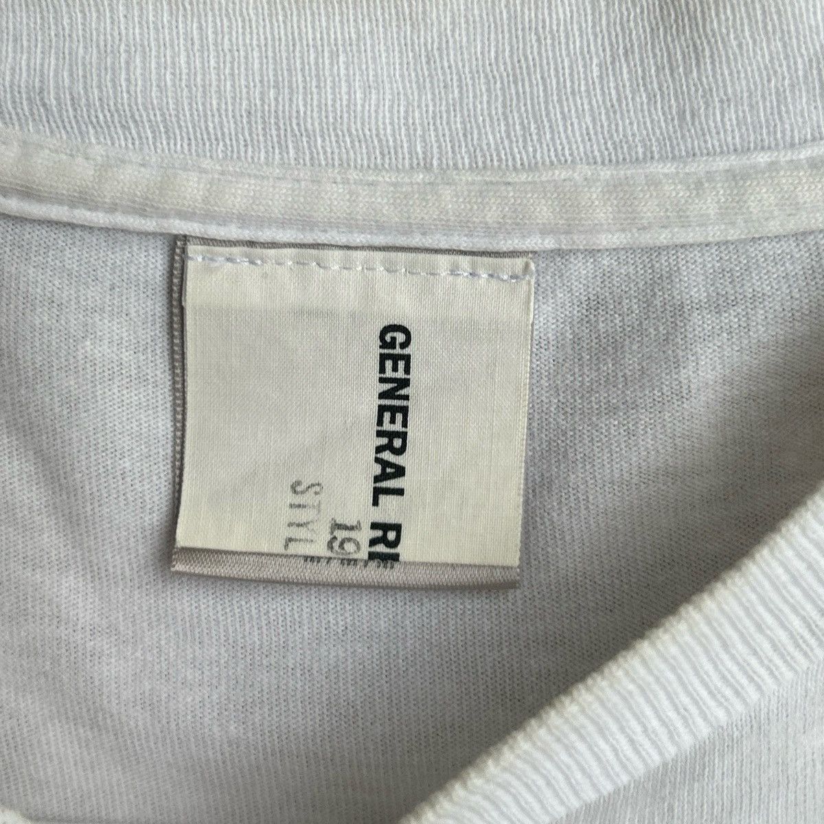 General Research GENERAL RESEARCH 1999 Graphic Print T-Shirt Size US M / EU 48-50 / 2 - 2 Thumbnail