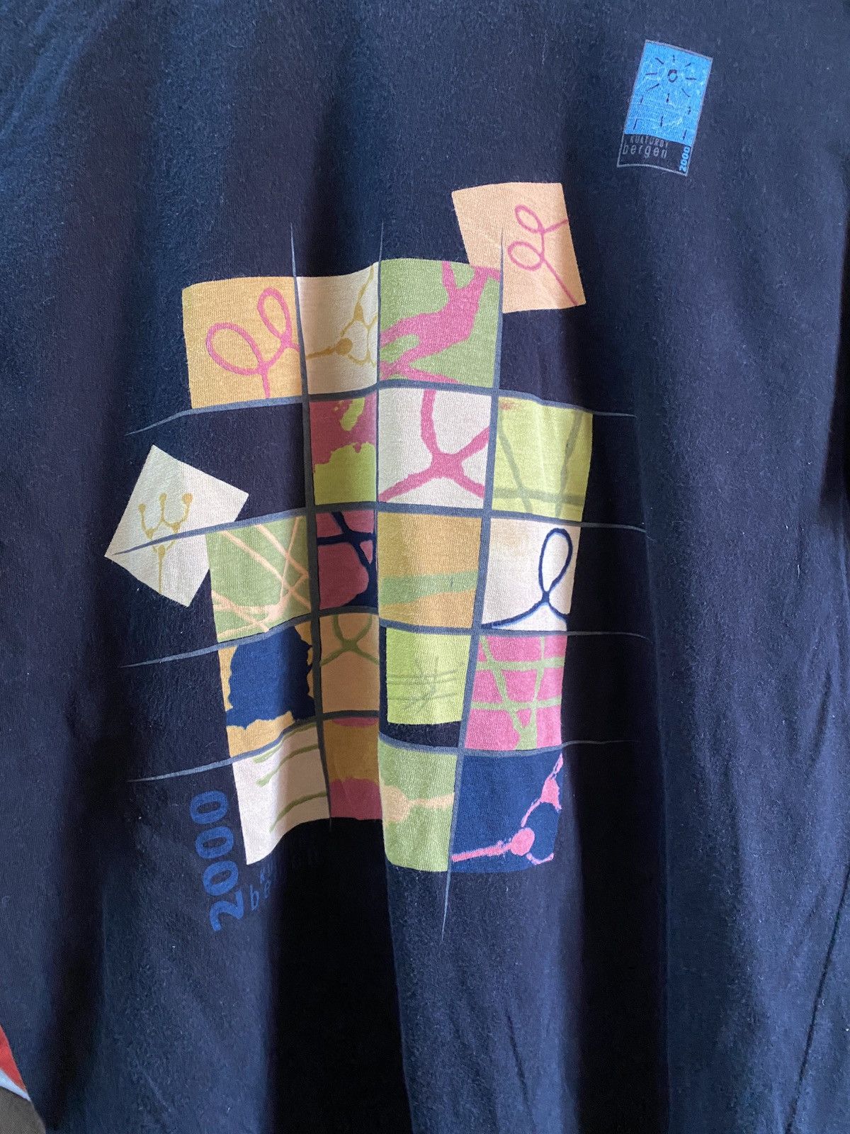 Vintage Vintage 90s Kulturby bergen 2000 collection artwork Size US S / EU 44-46 / 1 - 4 Thumbnail