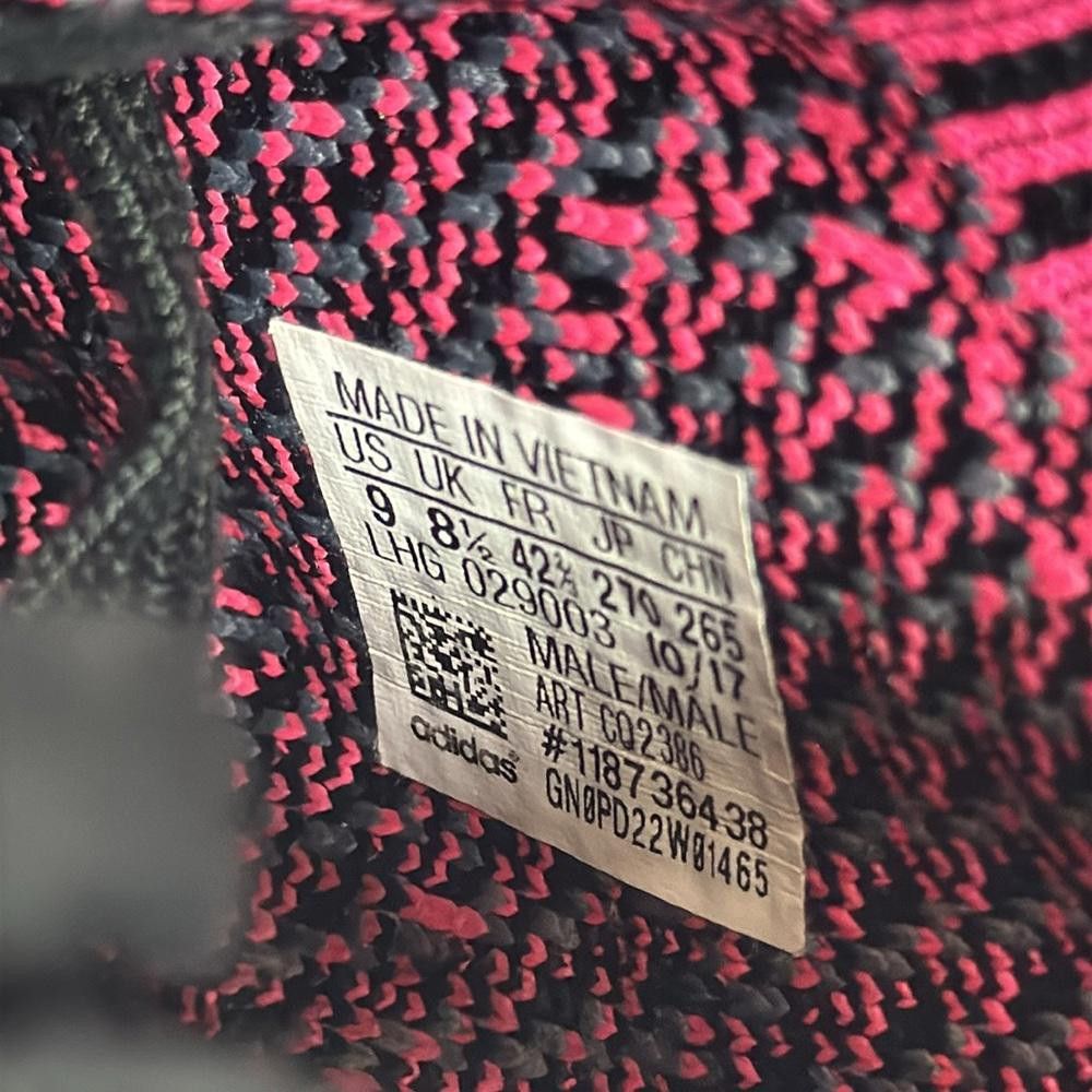 Adidas Adidas NMD R1 Black and Pink Sneakers Size 9 Men’s Size US 9 / EU 42 - 10 Thumbnail