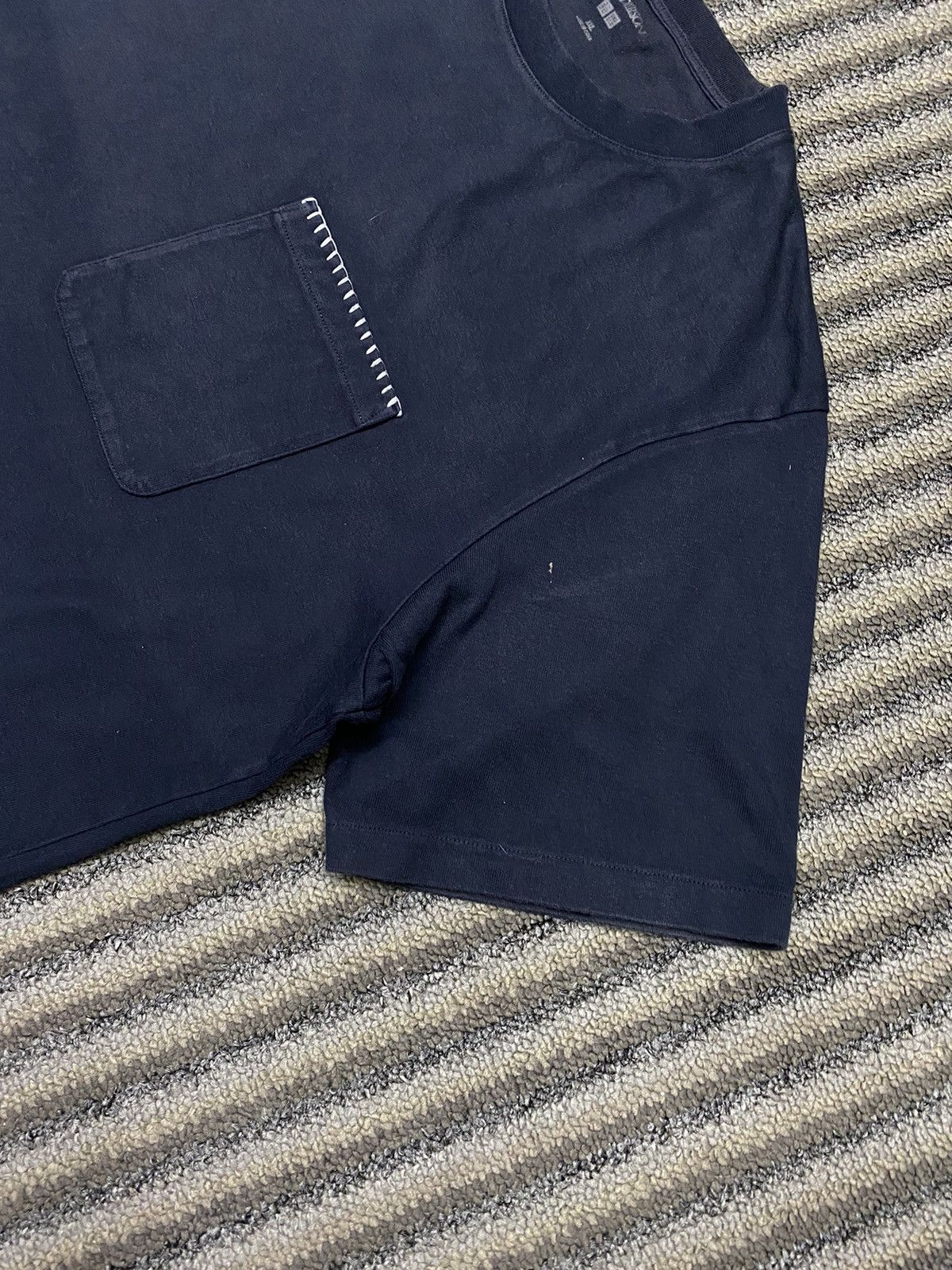 JW Anderson × Uniqlo × Vintage JWANDERSON x Uniqlo Vtg tshirt Size US XXL / EU 58 / 5 - 5 Thumbnail