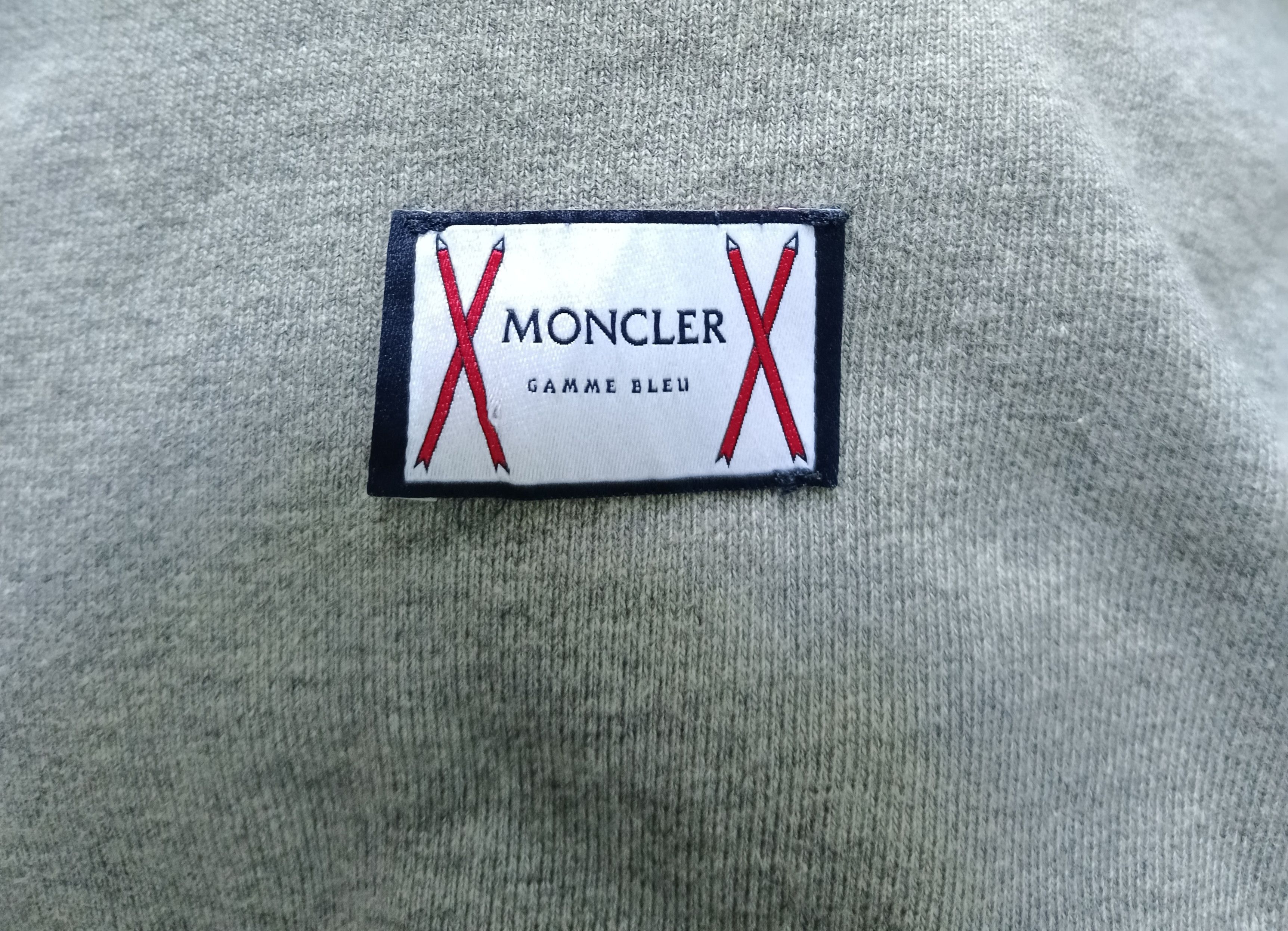 Moncler MONCLER GAMME BLUE MAGLIA CARDIGAN Size US L / EU 52-54 / 3 - 13 Thumbnail