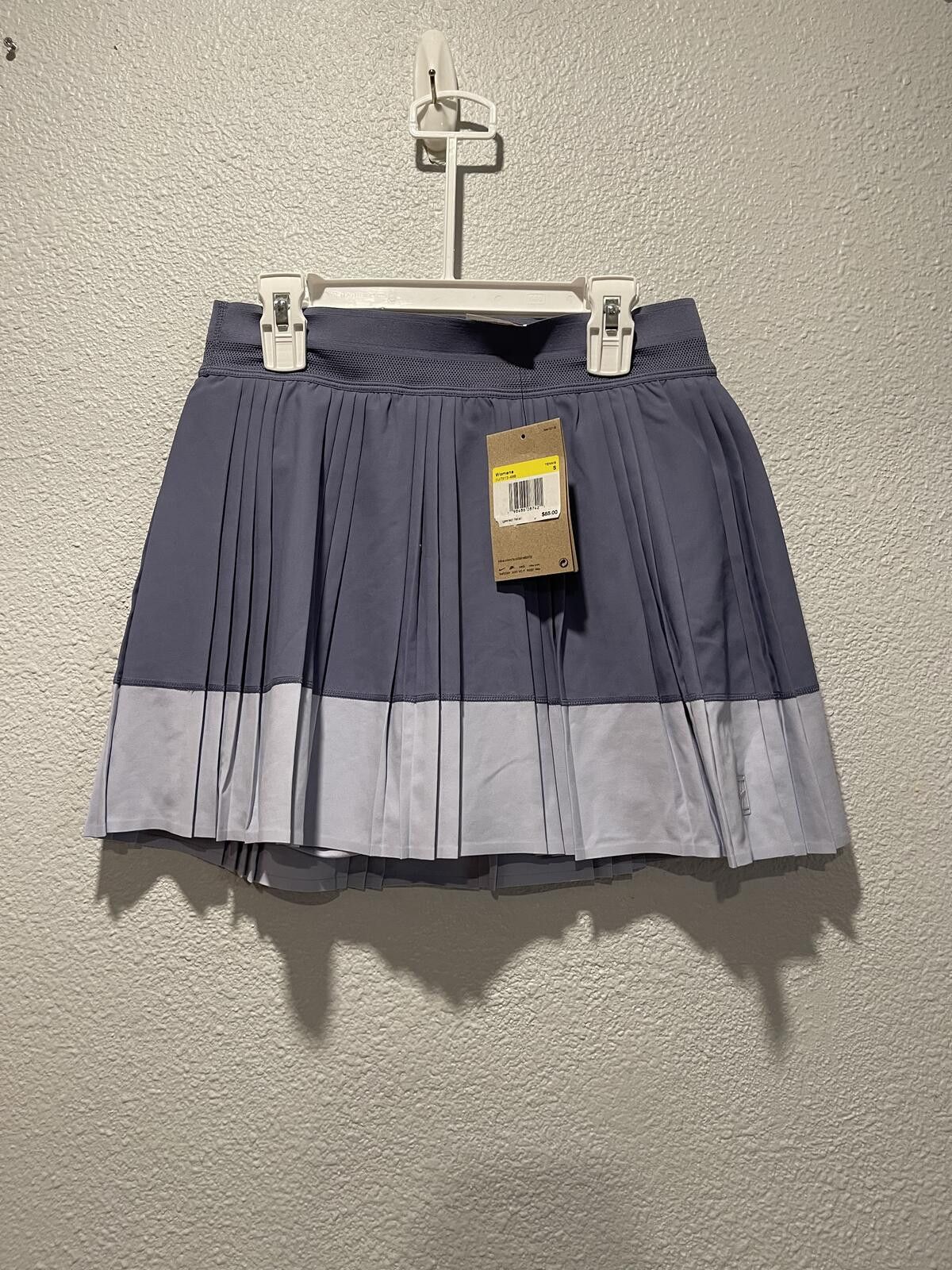 Nike Nike Pleated Two-Tone Tennis Skirt Size 28" / US 6 / IT 42 - 1 Thumbnail