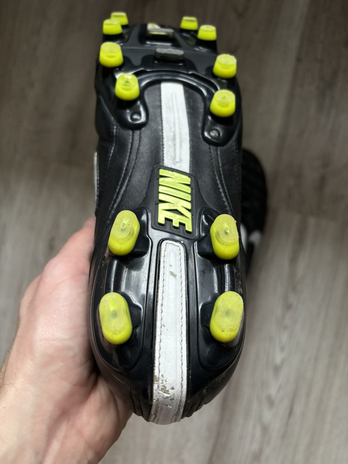 Nike Nike Tiempo Legend III FG Soccer Cleats VoltNo Insoles Size US 9 / EU 42 - 14 Thumbnail