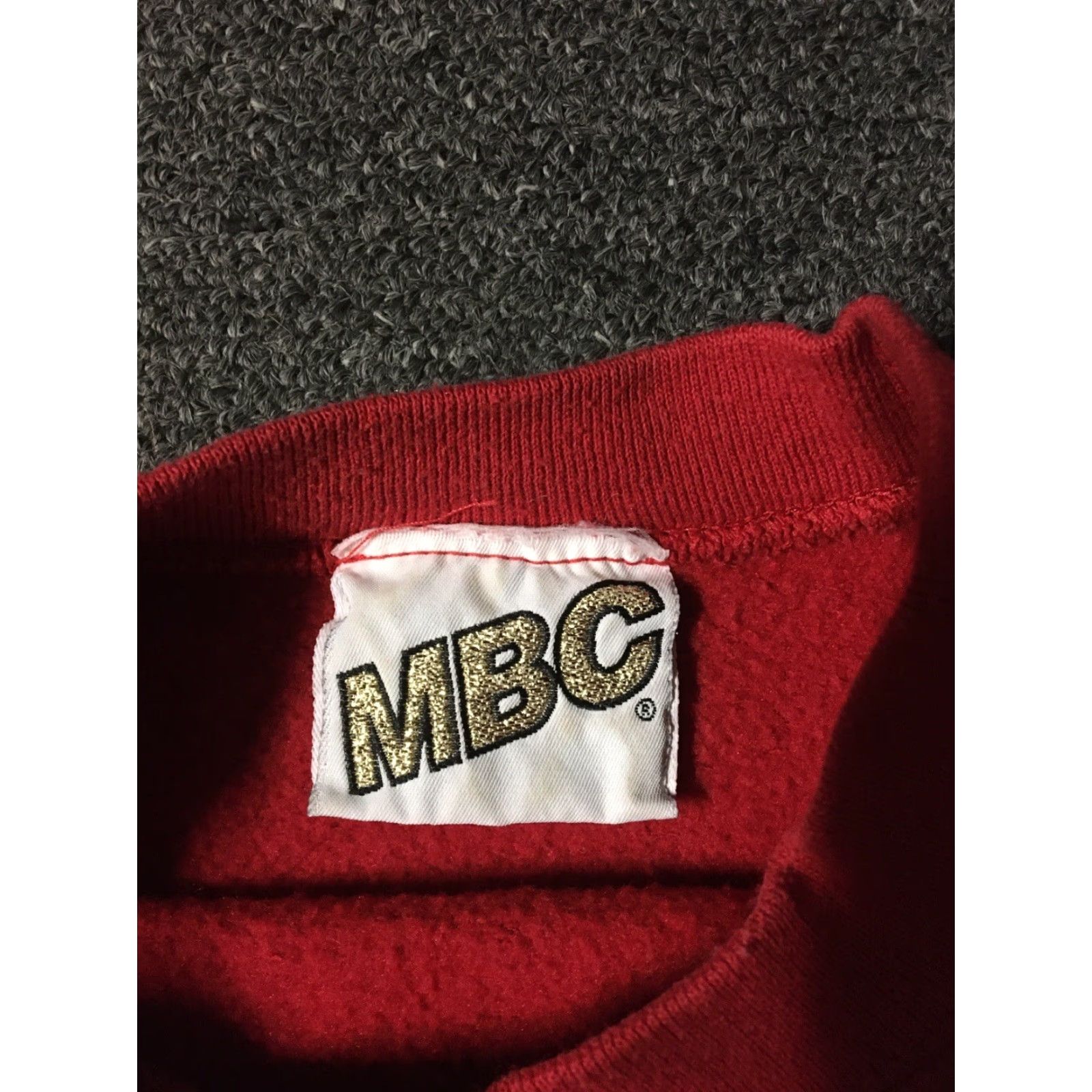 Vintage VINTAGE 80s Christmas Cats Sweatshirt Men S Red USA MBC Pullover Santa Cartoon Grunge Snow Holidays 90s Size US S / EU 44-46 / 1 - 4 Thumbnail