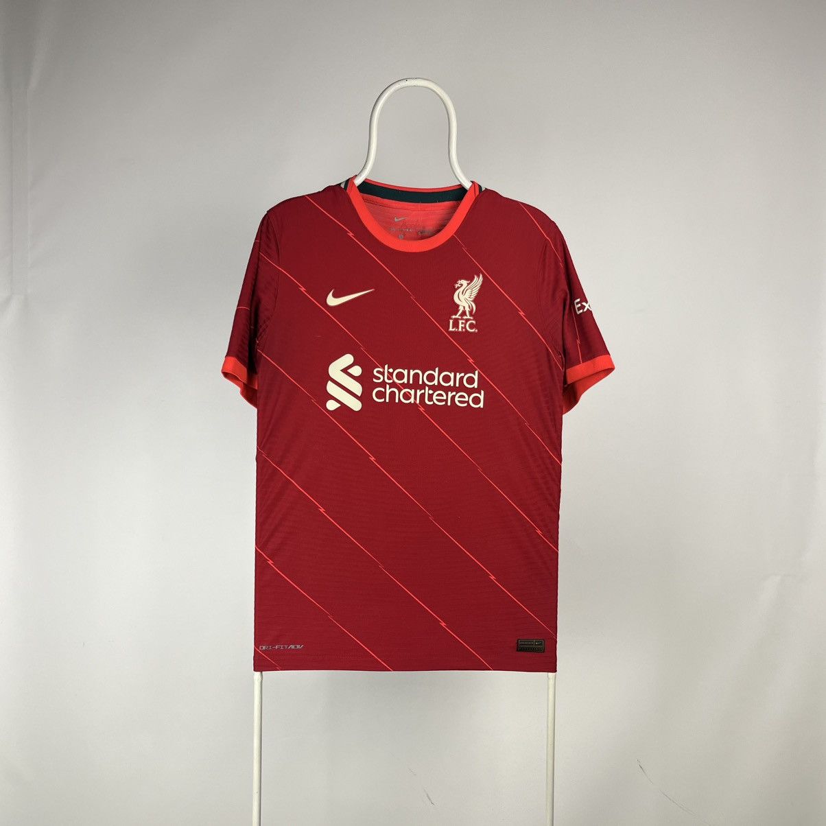 Nike Nike Liverpool away shirt 2021/22 size Large Size US L / EU 52-54 / 3 - 1 Thumbnail
