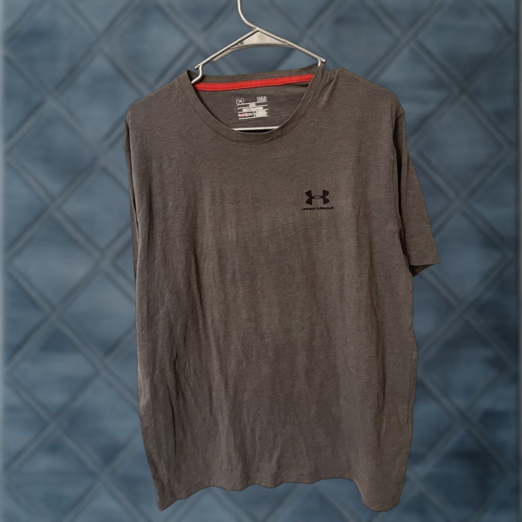 Under Armour Under Armour T-Shirt Men’s L Short Sleeve Heatgear Gray Crew Neck Graphic Logo Shirt Size US L / EU 52-54 / 3 - 1 Thumbnail