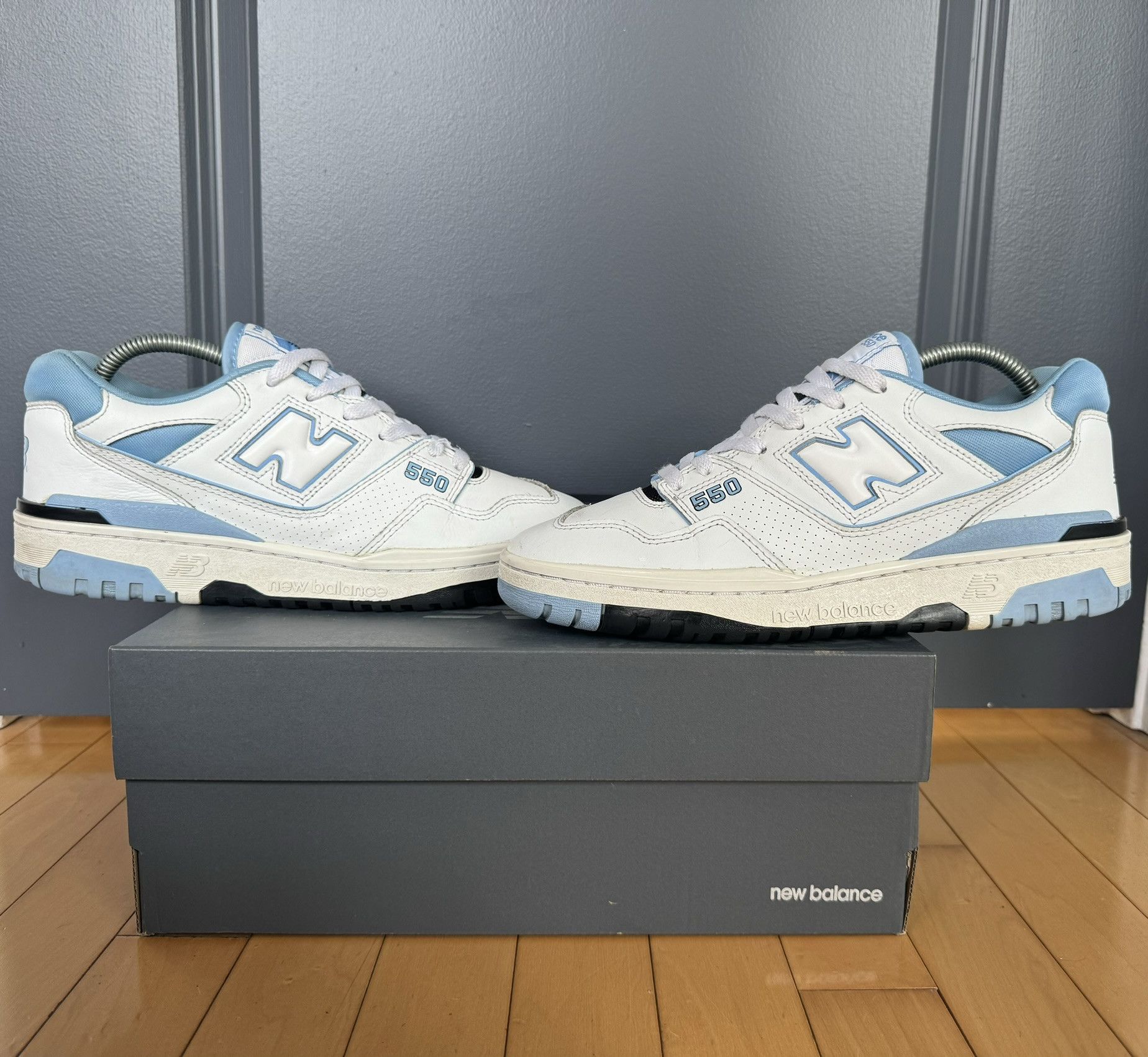 New Balance New Balance 550 UNC University Blue Size US 9.5 / EU 42-43 - 8 Thumbnail