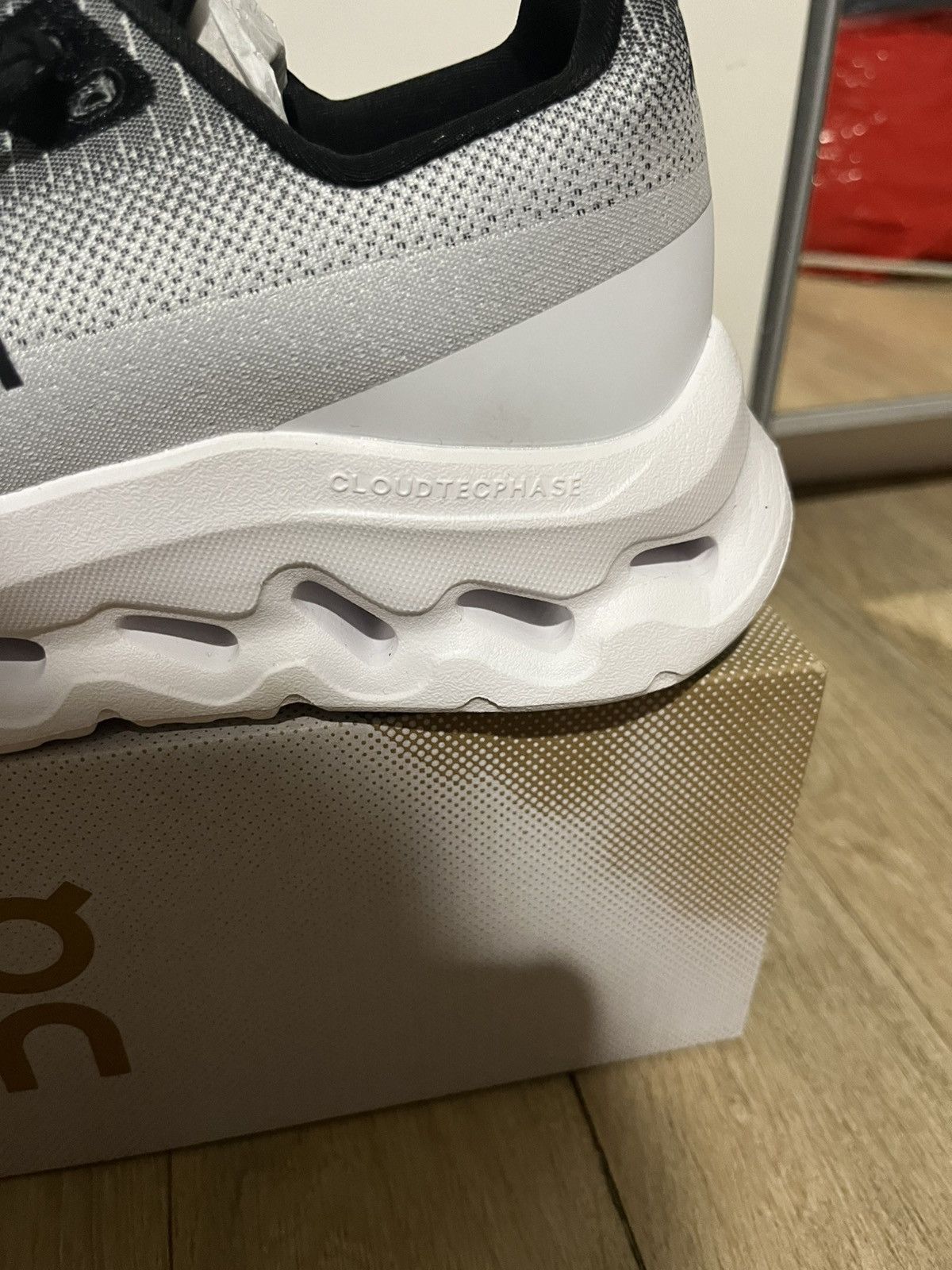 On On cloudilt , black/white , size:us:11 , eu:45 Size US 12 / EU 45 - 8 Thumbnail