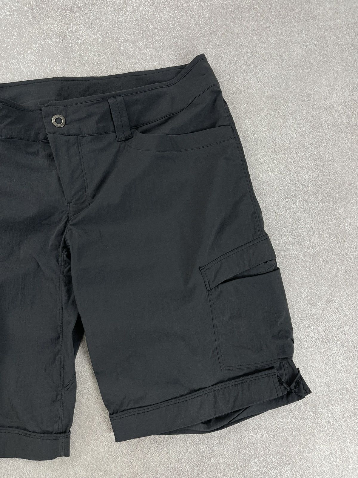 Arc'teryx Women’s Arc’teryx Nylon Shorts Size 10 Size 32" / US 10 / IT 46 - 2 Thumbnail