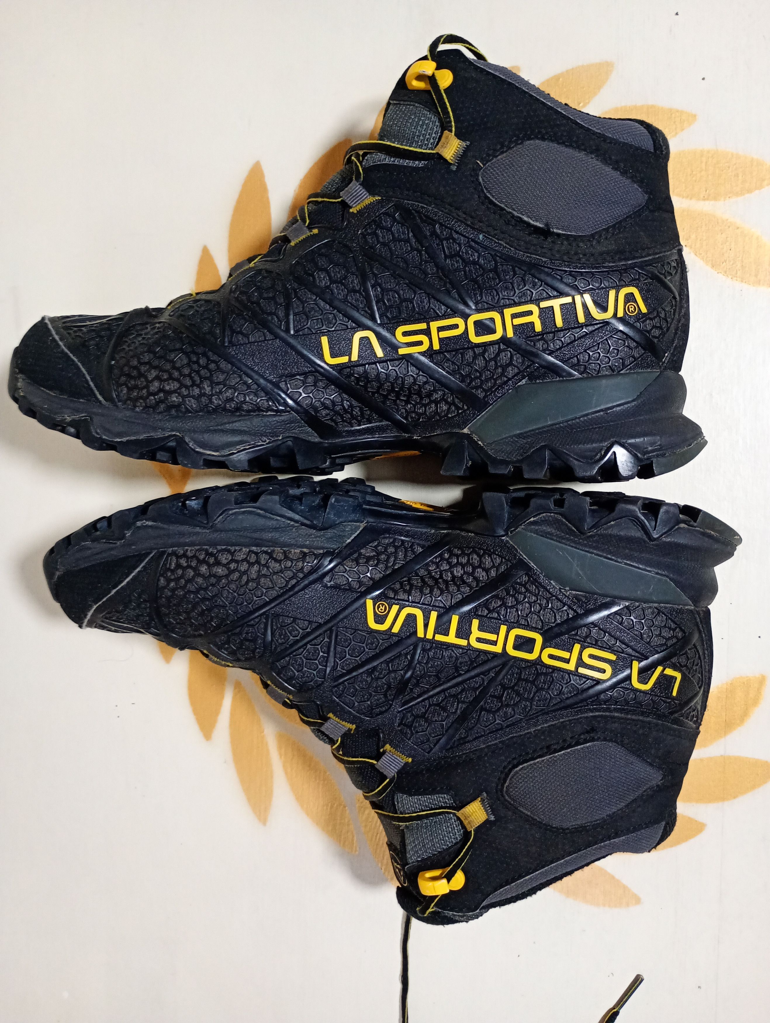 La Sportiva La Sportiva Core High GTX Boots Size US 8.5 / EU 41-42 - 16 Thumbnail