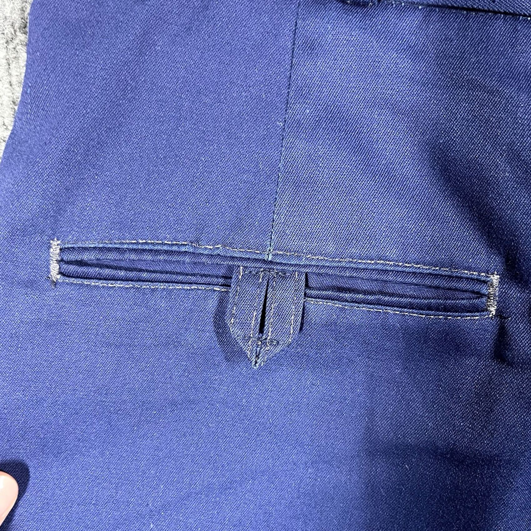 Vintage VINTAGE Coast Guard Shorts Mens Sz 33 USCG Creighton Vietnam Navy Blue Chino 60s 70s USA Mens Size US 33 - 7 Thumbnail