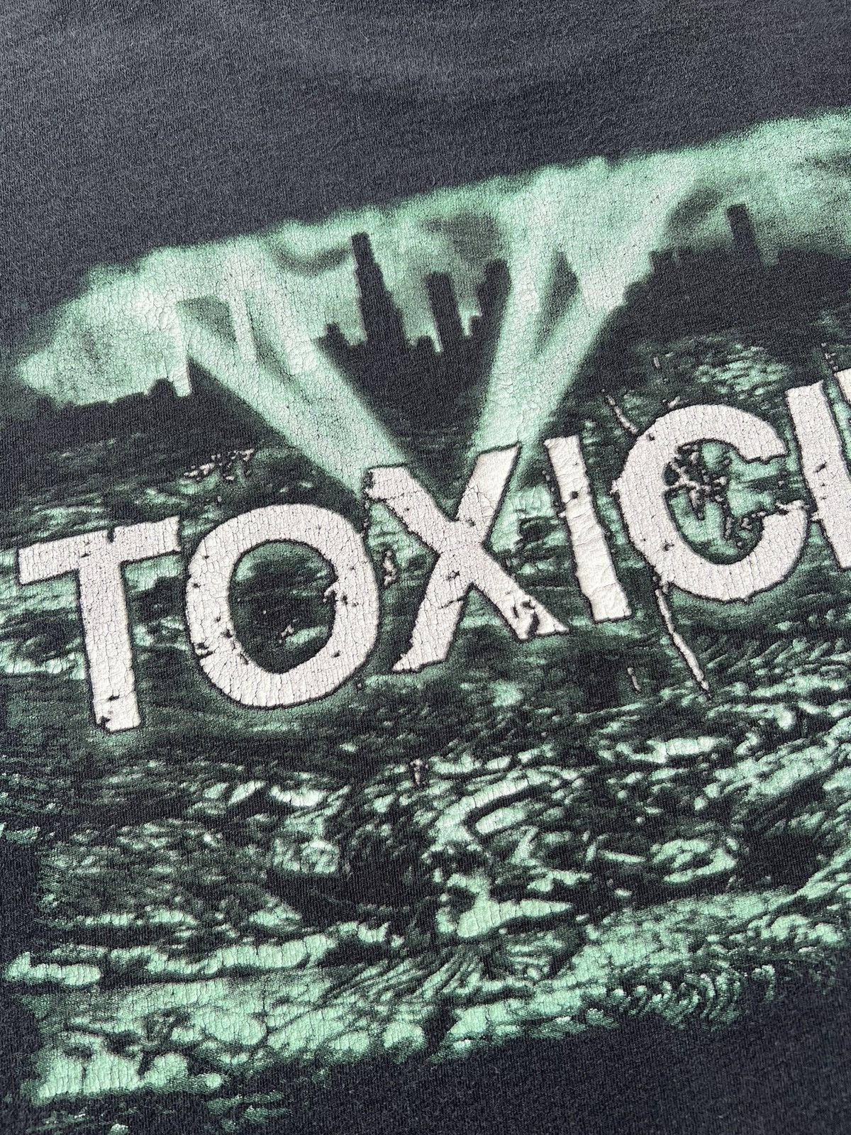Band Tees Vintage 2000s System of a Down Toxicity Black T-shirt Size US L / EU 52-54 / 3 - 14 Thumbnail