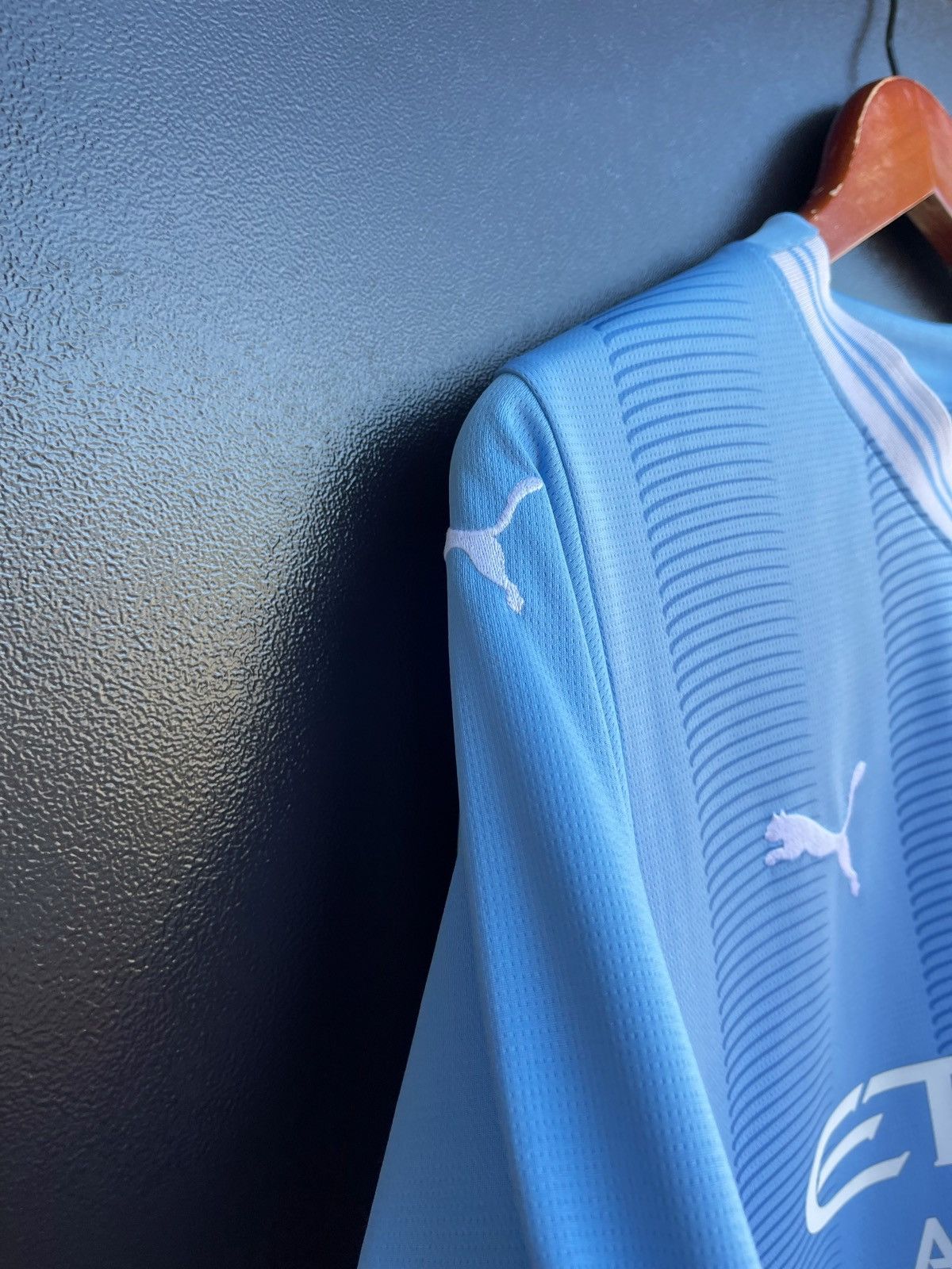Puma Manchester City 2023 Home Football Soccer Jersey Puma Shirt Size US M / EU 48-50 / 2 - 4 Thumbnail
