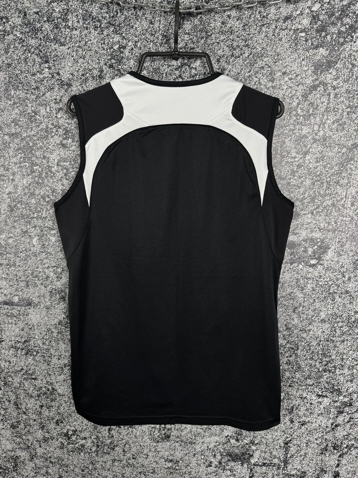 Umbro Men’s Umbro Tank Top Sleeveless Vapa-Tech Sportswear Size M Size US M / EU 48-50 / 2 - 10 Thumbnail