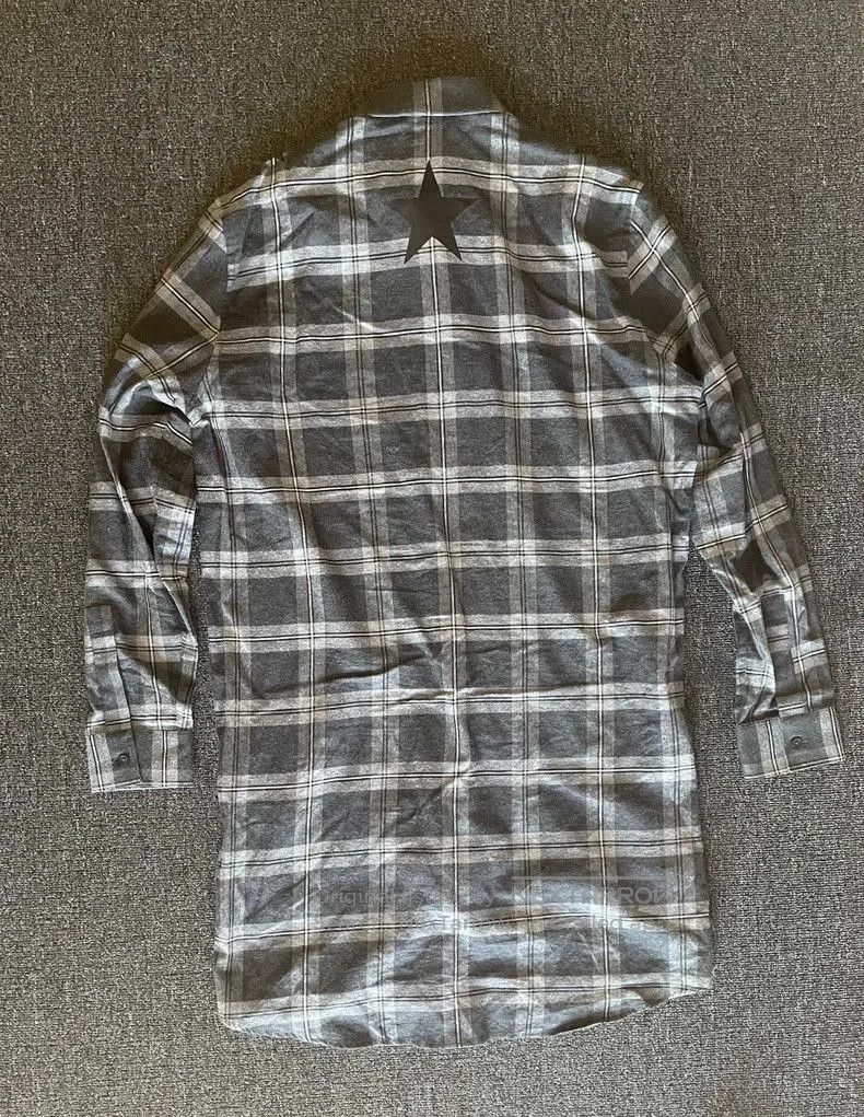 Givenchy Givenchy Long Gray Plaid Shirt. Size US M / EU 48-50 / 2 - 4 Thumbnail