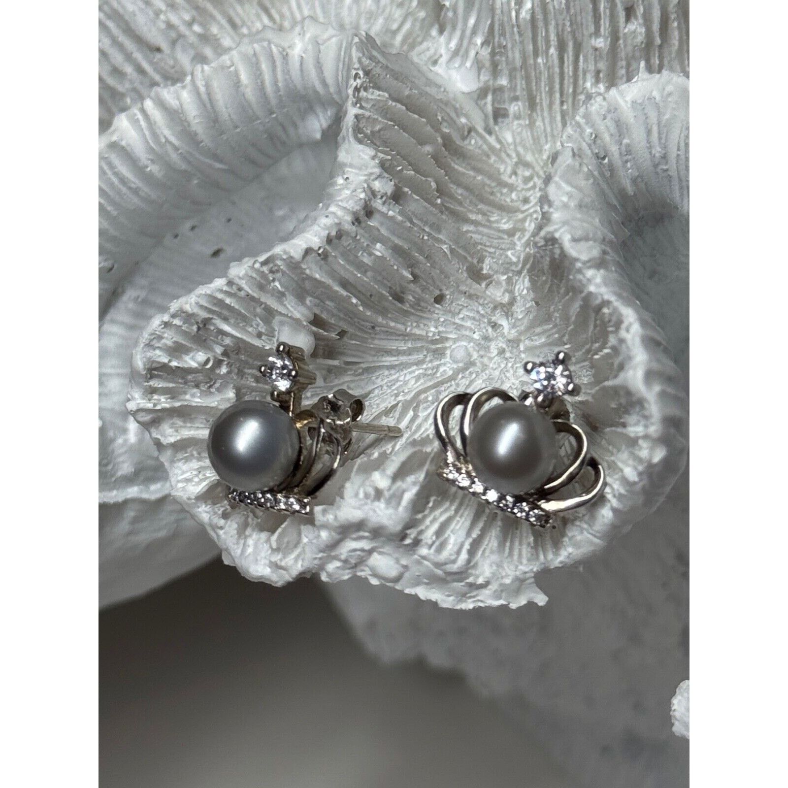Jewelry 925 STERLING SILVER PEARL CROWN EARRINGS LENGTH 0.5 INCH Size ONE SIZE - 3 Thumbnail