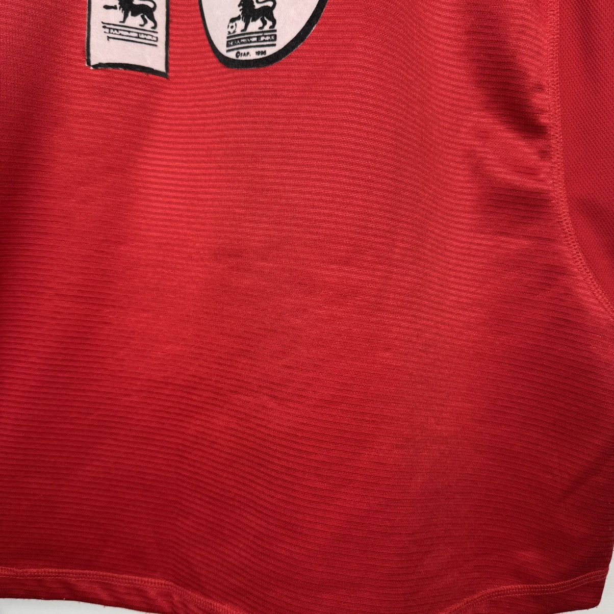 Umbro MANCHESTER UNITED 2000 2001 FOOTBALL SHIRT # 10 V.NISTELROOY Size US XL / EU 56 / 4 - 19 Thumbnail