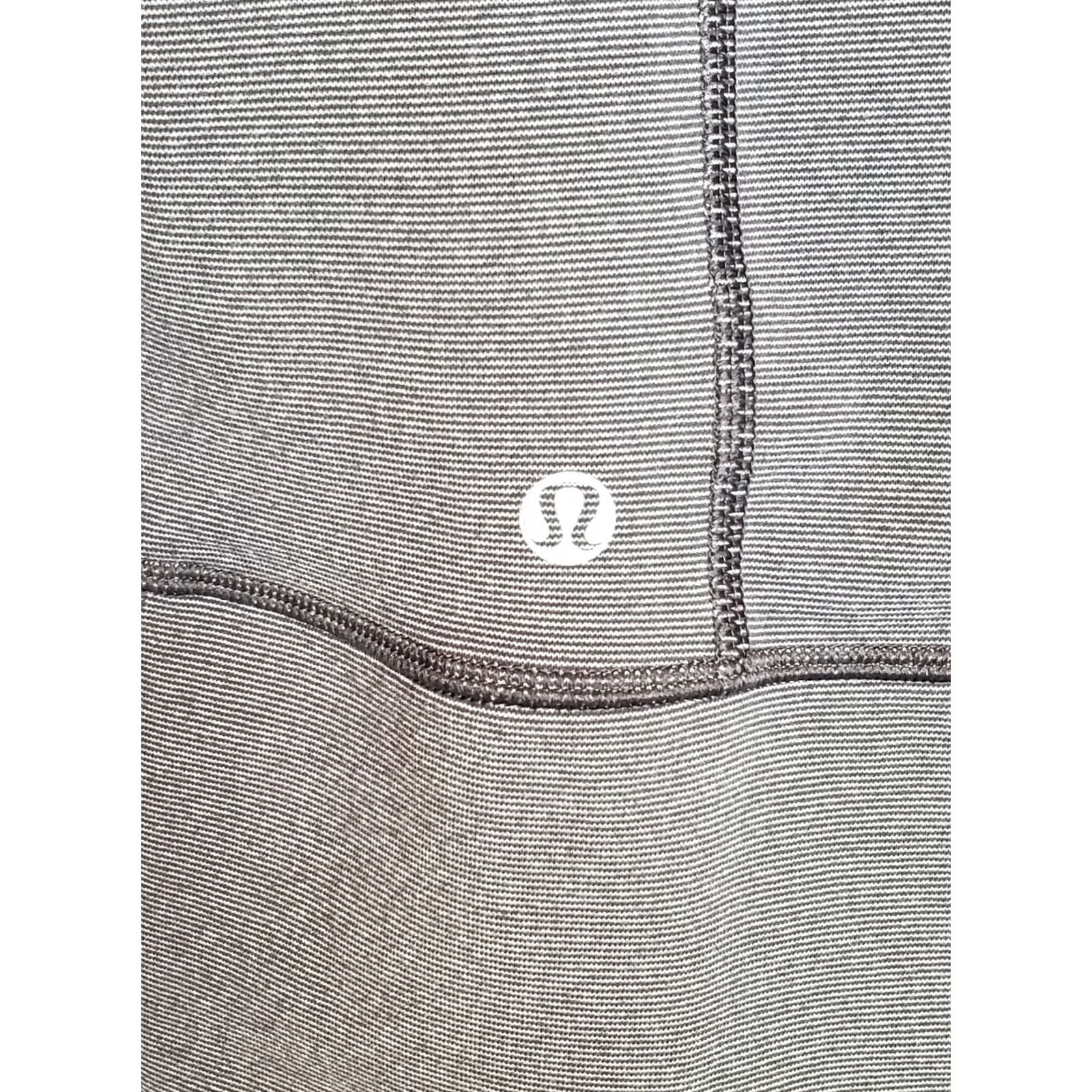 Lululemon Lululemon Jacket In Stride Full Zip High Neck Wee Stripe Gray 8 Women's Size M / US 6-8 / IT 42-44 - 5 Thumbnail