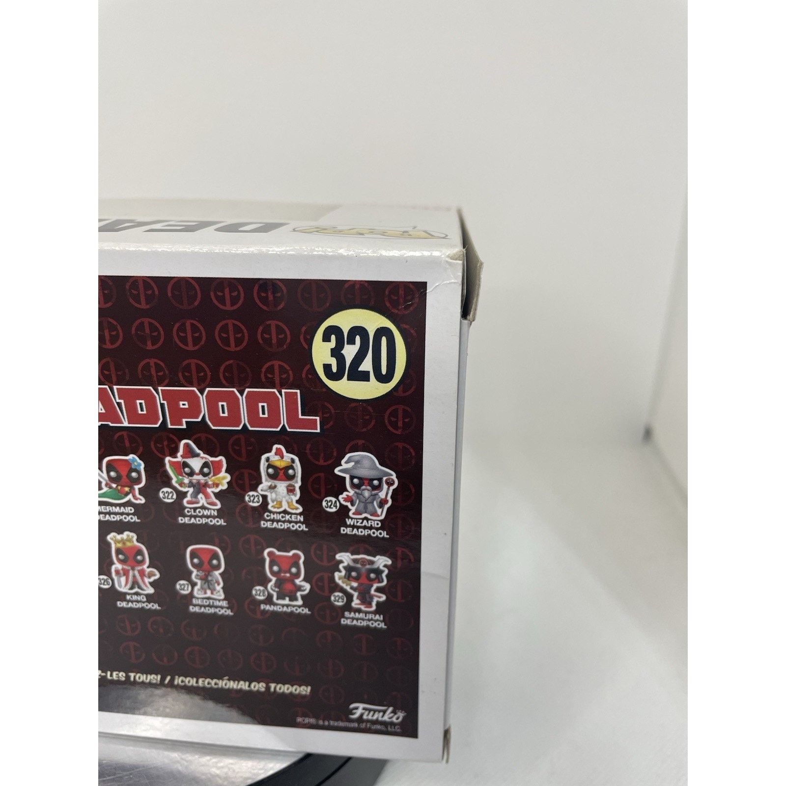 Marvel Comics Funko Pop! Vinyl: Marvel - Deadpool #320 With Pop Protector Size ONE SIZE - 4 Thumbnail