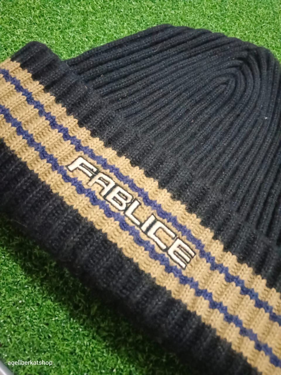 Japanese Brand FABLICE Japan Beanie Size ONE SIZE - 9 Thumbnail