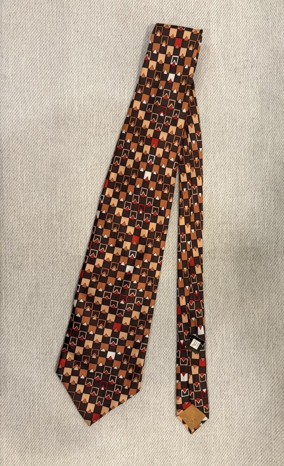 Dior VTG Christian Dior Tie 100% Silk Gorgeous 55” x 4” France Size ONE SIZE - 1 Thumbnail