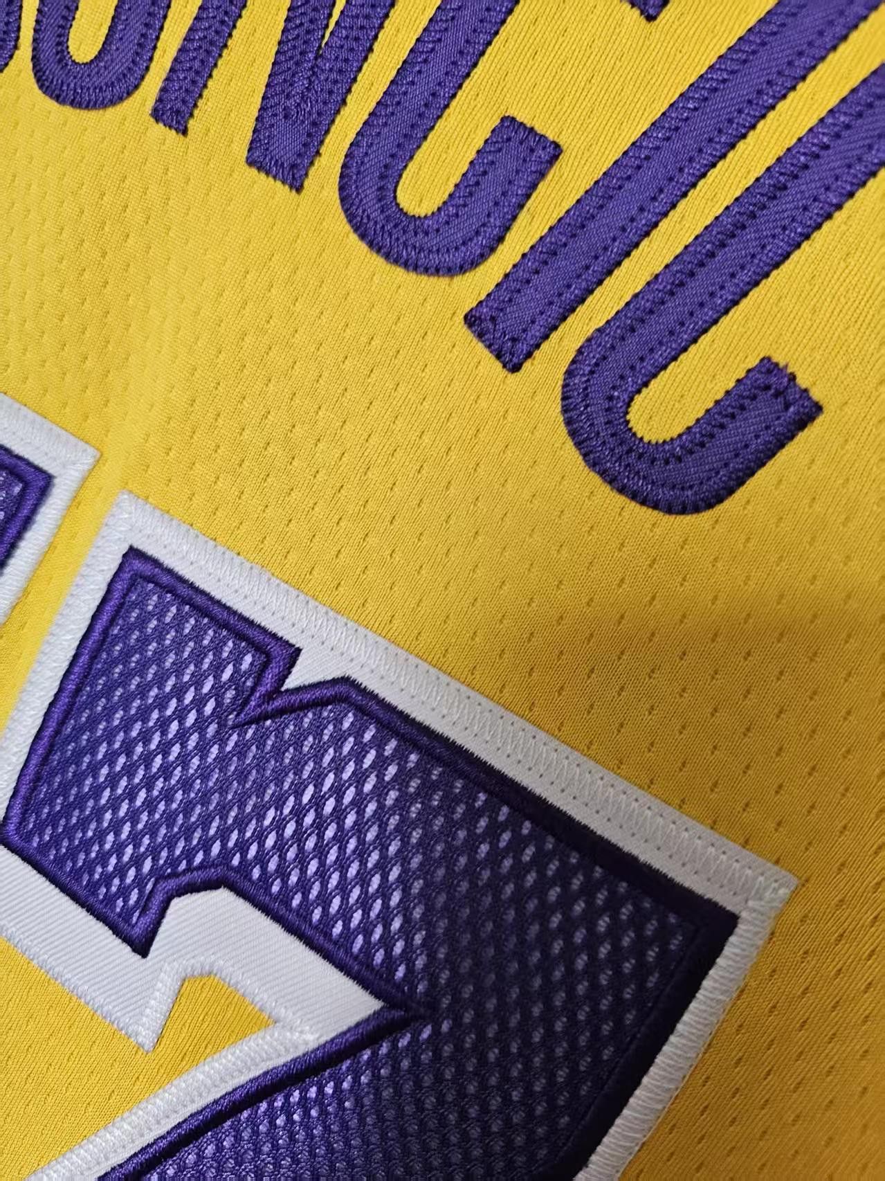 NBA Luka Dončić Jersey Los Angeles Lakers 77 Double Stitched Size US XL / EU 56 / 4 - 6 Thumbnail