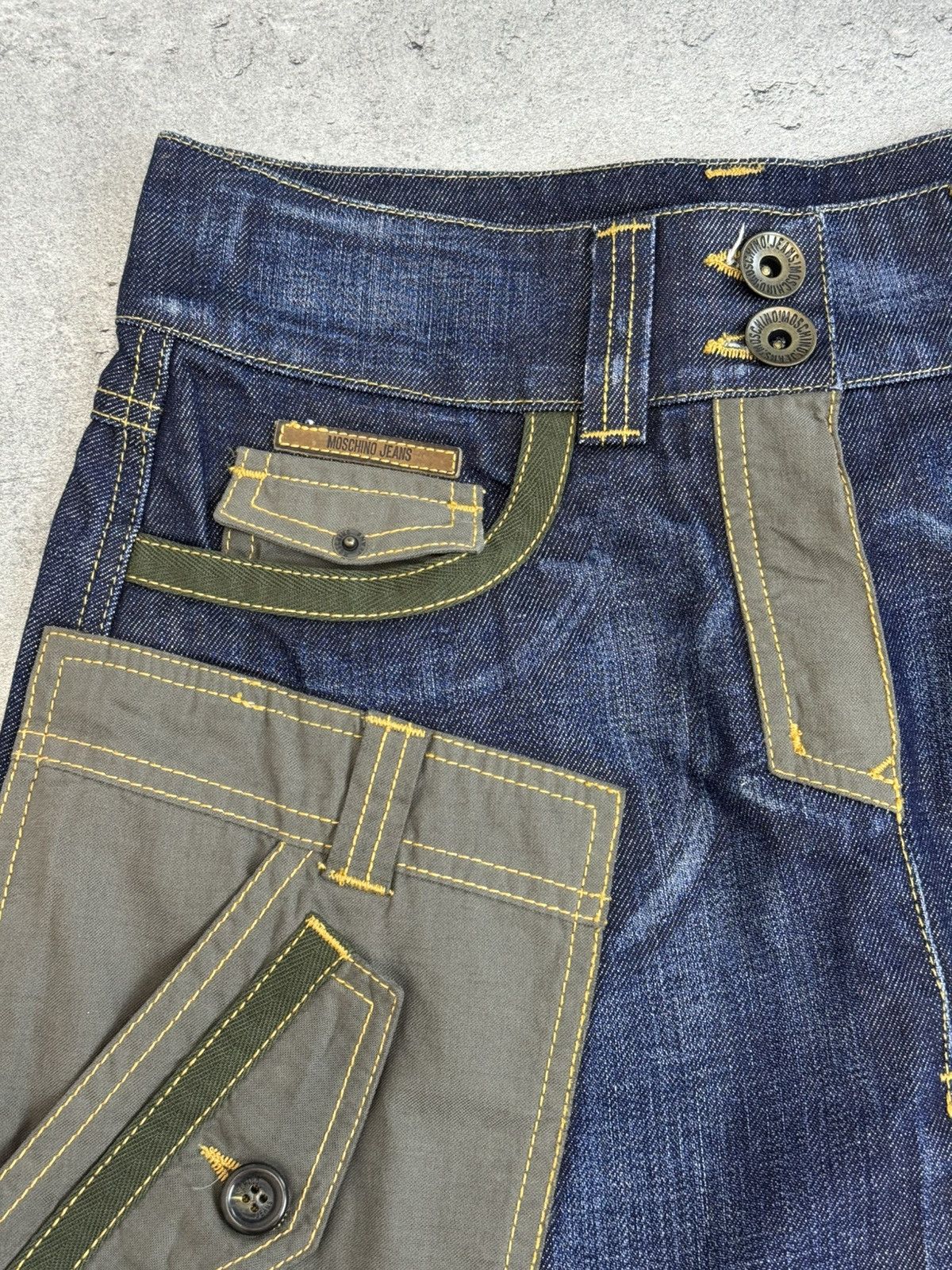Moschino Moschino Jeans Cargo Utility Skirt Military Patchwork Denim Size 28" / US 6 / IT 42 - 4 Thumbnail