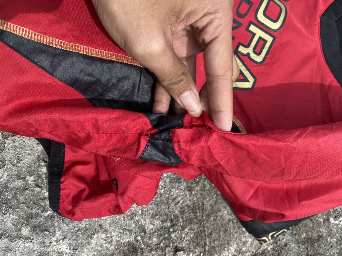 Diadora × Umbro × Vintage 2000s - Vintage Diadora Italian Windbreaker Longsleeve Size US M / EU 48-50 / 2 - 6 Thumbnail