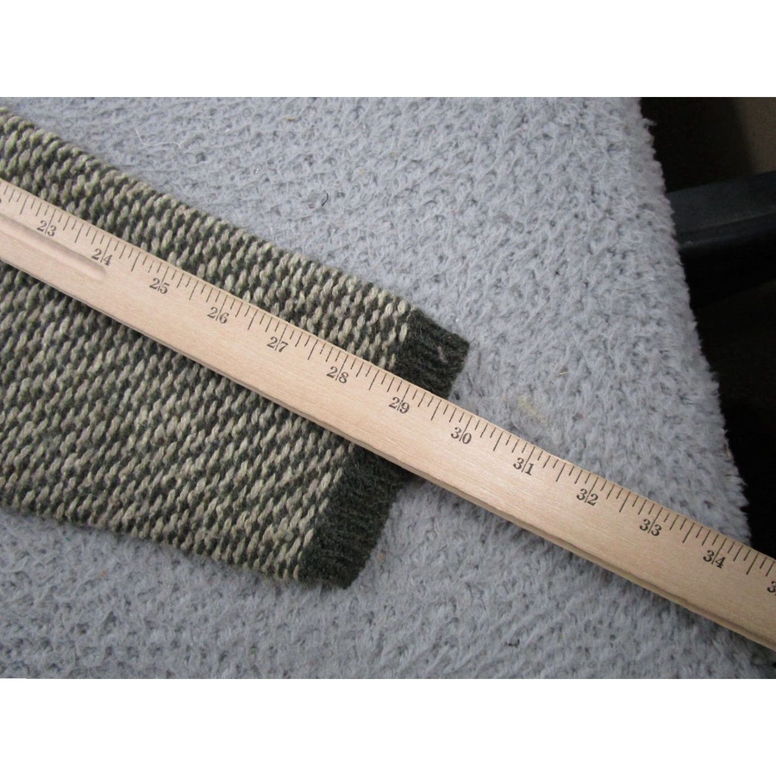 Vintage VINTAGE Jma Plum Wool Blend V-Neck Sweater Mens Size S Made In USA Warm Size US S / EU 44-46 / 1 - 7 Thumbnail