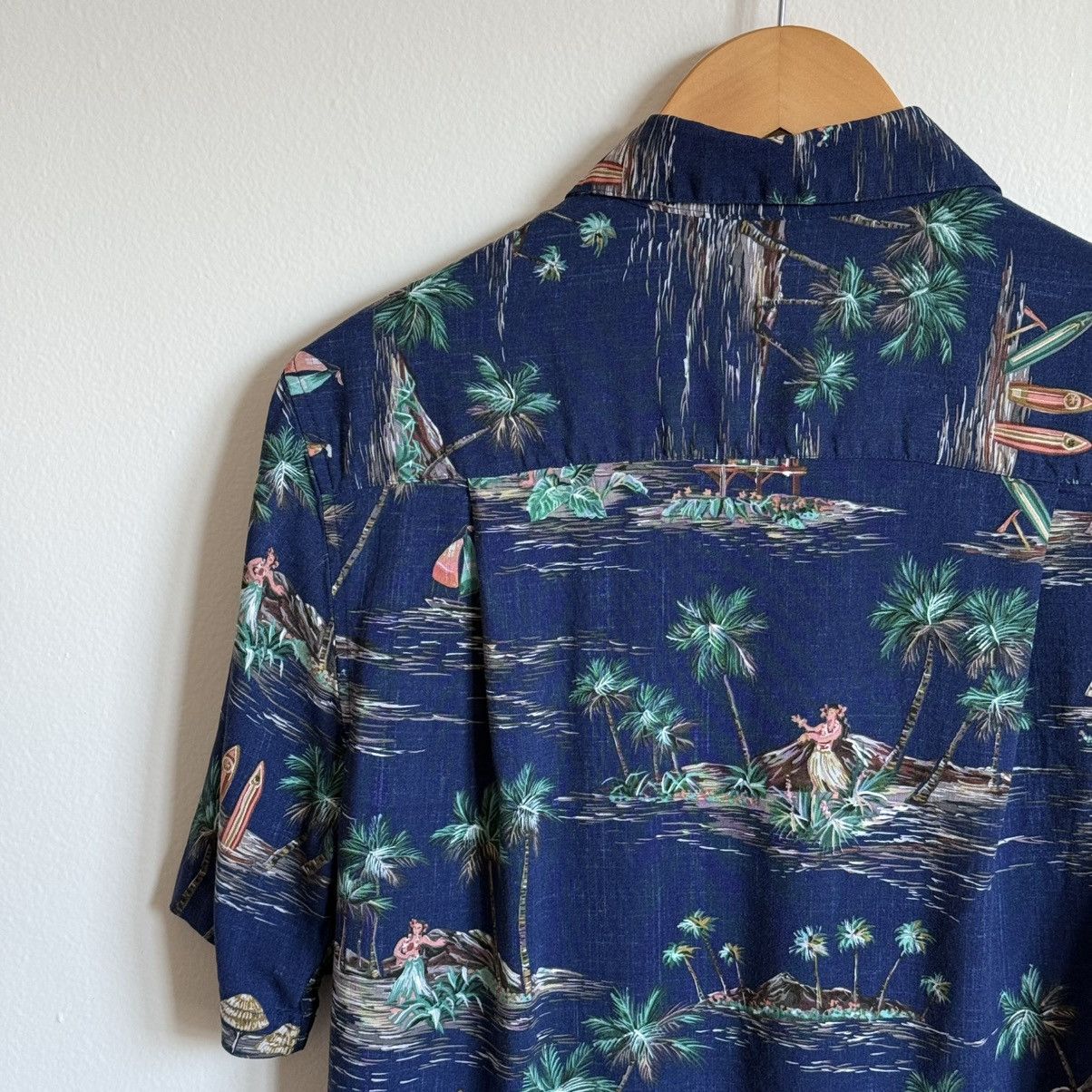 Vintage Batik Bay Men’s Hawaiian Button-Up Shirt Tropical Rayon Size US S / EU 44-46 / 1 - 9 Thumbnail