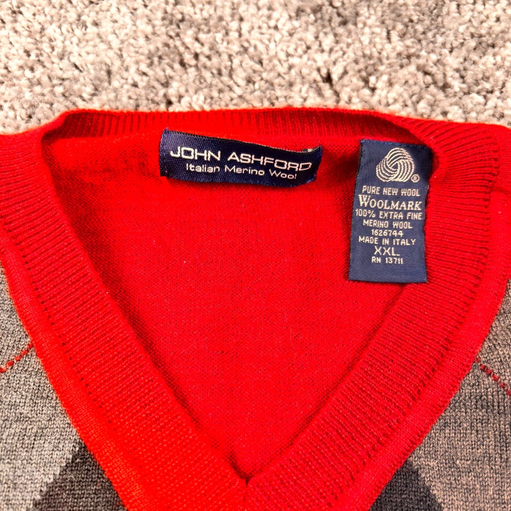 Vintage VINTAGE John Ashford Sweater Mens 2XL Red Argyle Extra Fine Merino Wool Made Italy Size US XXL / EU 58 / 5 - 3 Thumbnail