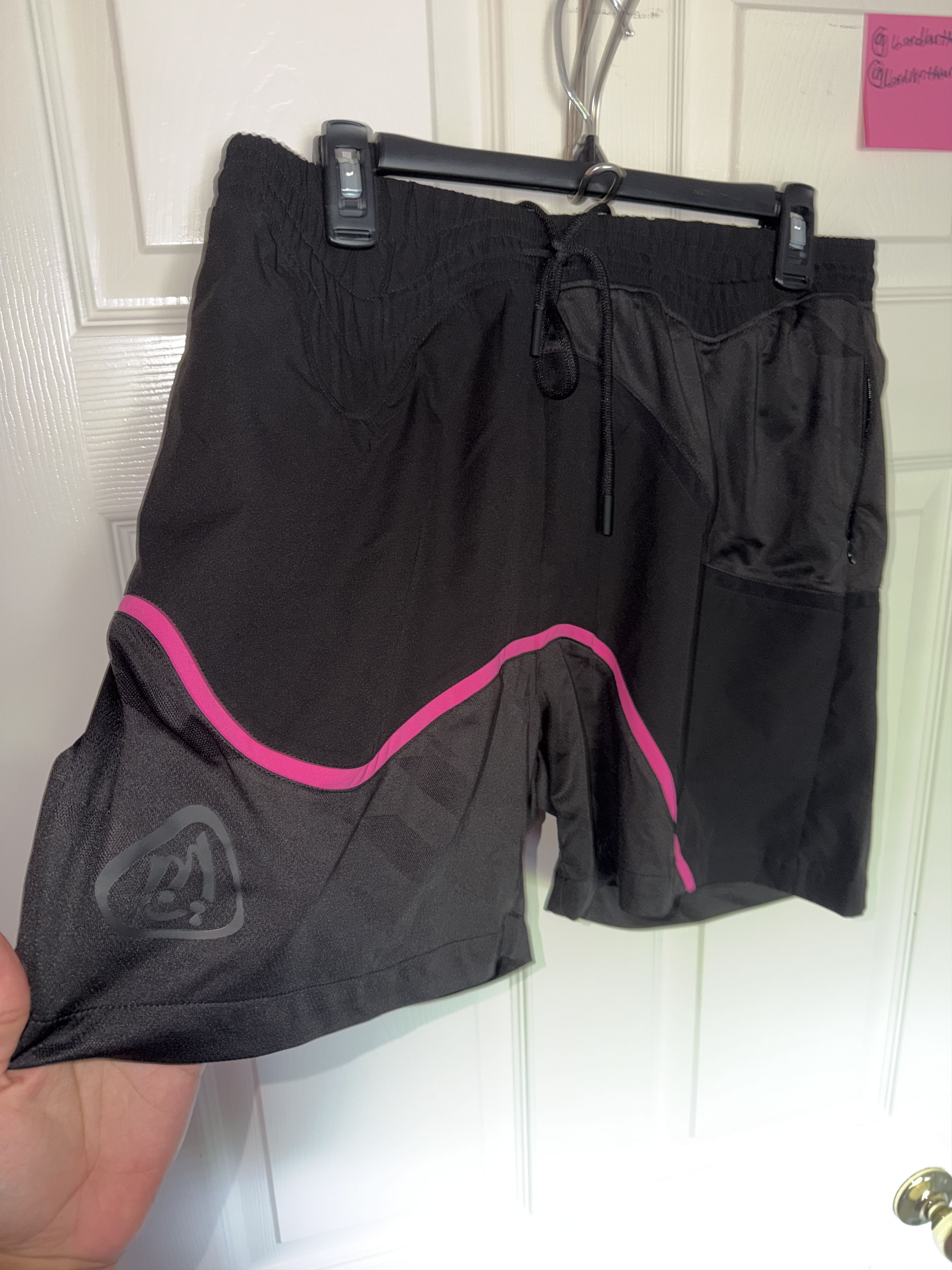 MSCHF MSCHF Pink Soda Wavy Shorts Size US 34 / EU 50 - 3 Thumbnail
