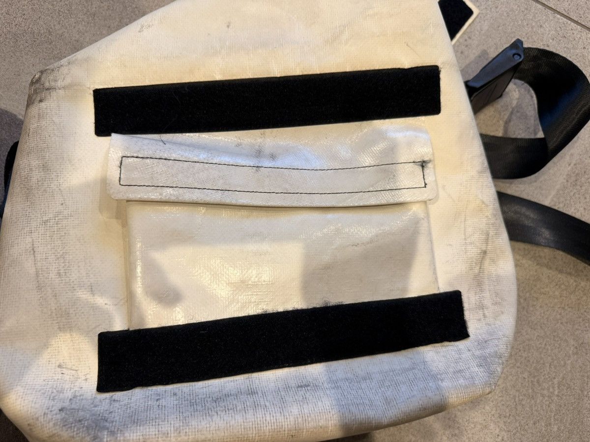 Freitag Freitag F11 LASSIE 993597 All White Messager Very Rare Size ONE SIZE - 9 Thumbnail