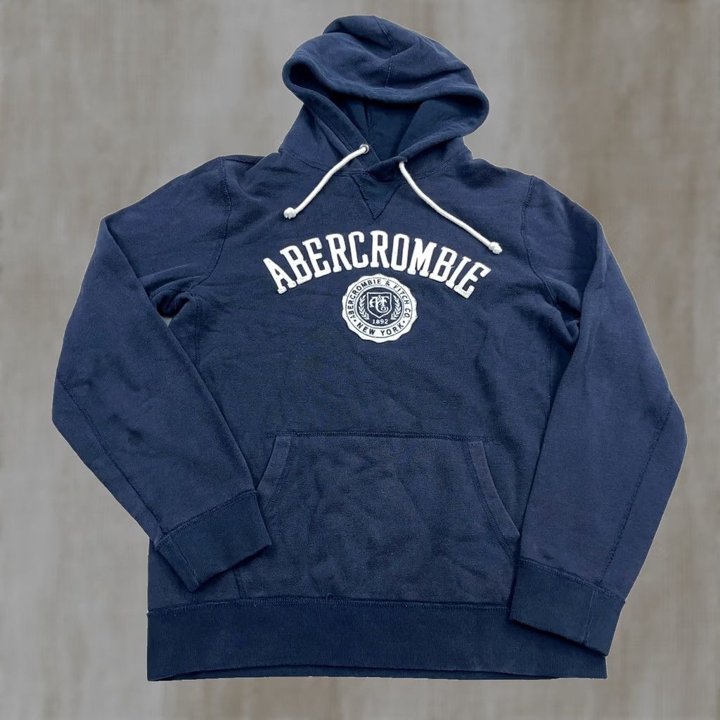 Abercrombie & Fitch VINTAGE Abercrombie & Fitch Hoodie Men M Blue Sweatshirt Faded Crest Logo Embroidered Graphic Print All Seasons Hooded Rich Weight Size US M / EU 48-50 / 2 - 1 Thumbnail
