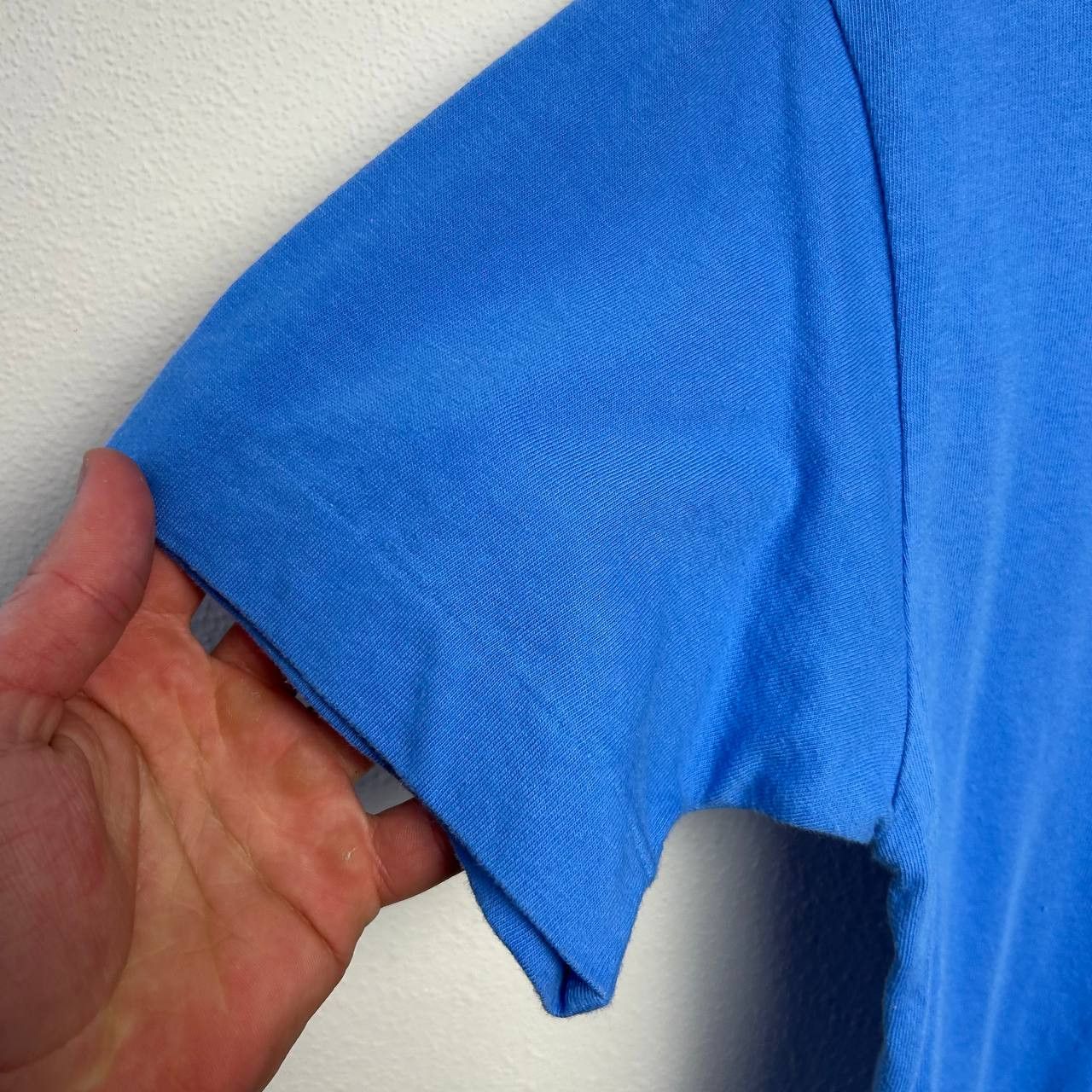 Comme des Garcons PLAY Luxury Play Comme Des Garcons Small logo y2k designer tee Size US S / EU 44-46 / 1 - 5 Thumbnail