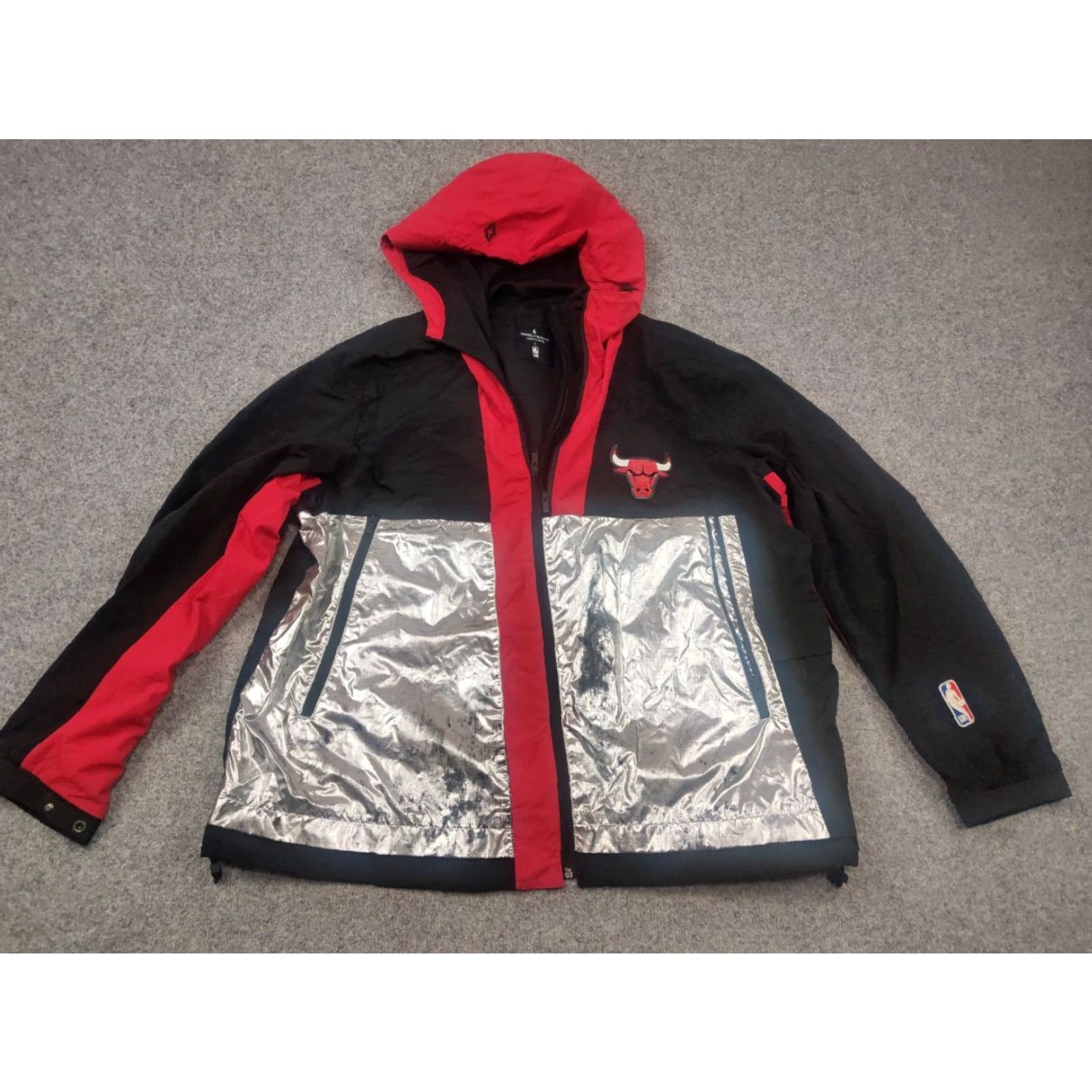NBA Marcelo Burlon County of Milan by NBA Chicago Bulls Windbreaker Jacket Shirt Women? Men? XL Black Retro Designer Windbreaker (Jacket) Size US XL / EU 56 / 4 - 3 Thumbnail